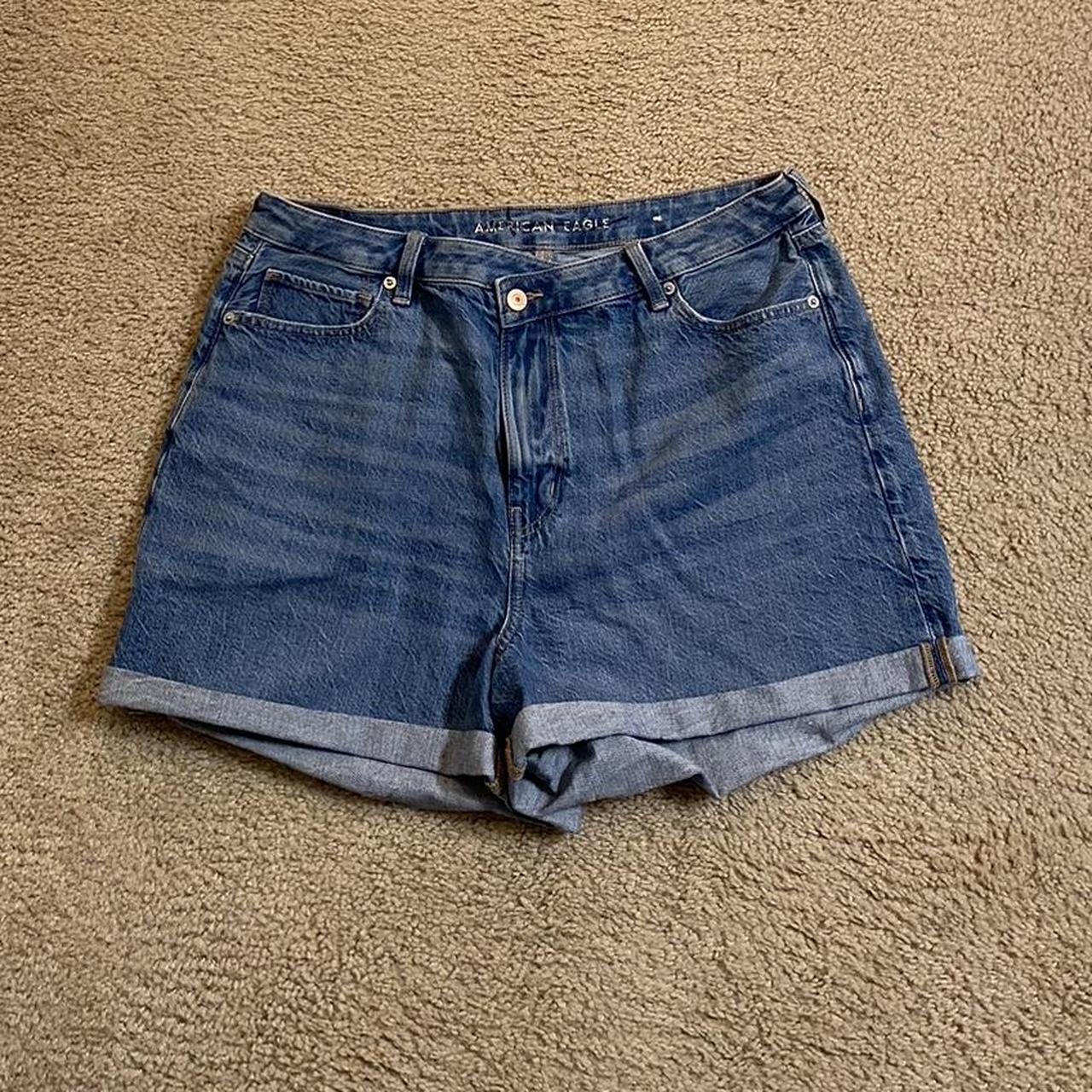 American Eagle Women's Shorts Depop