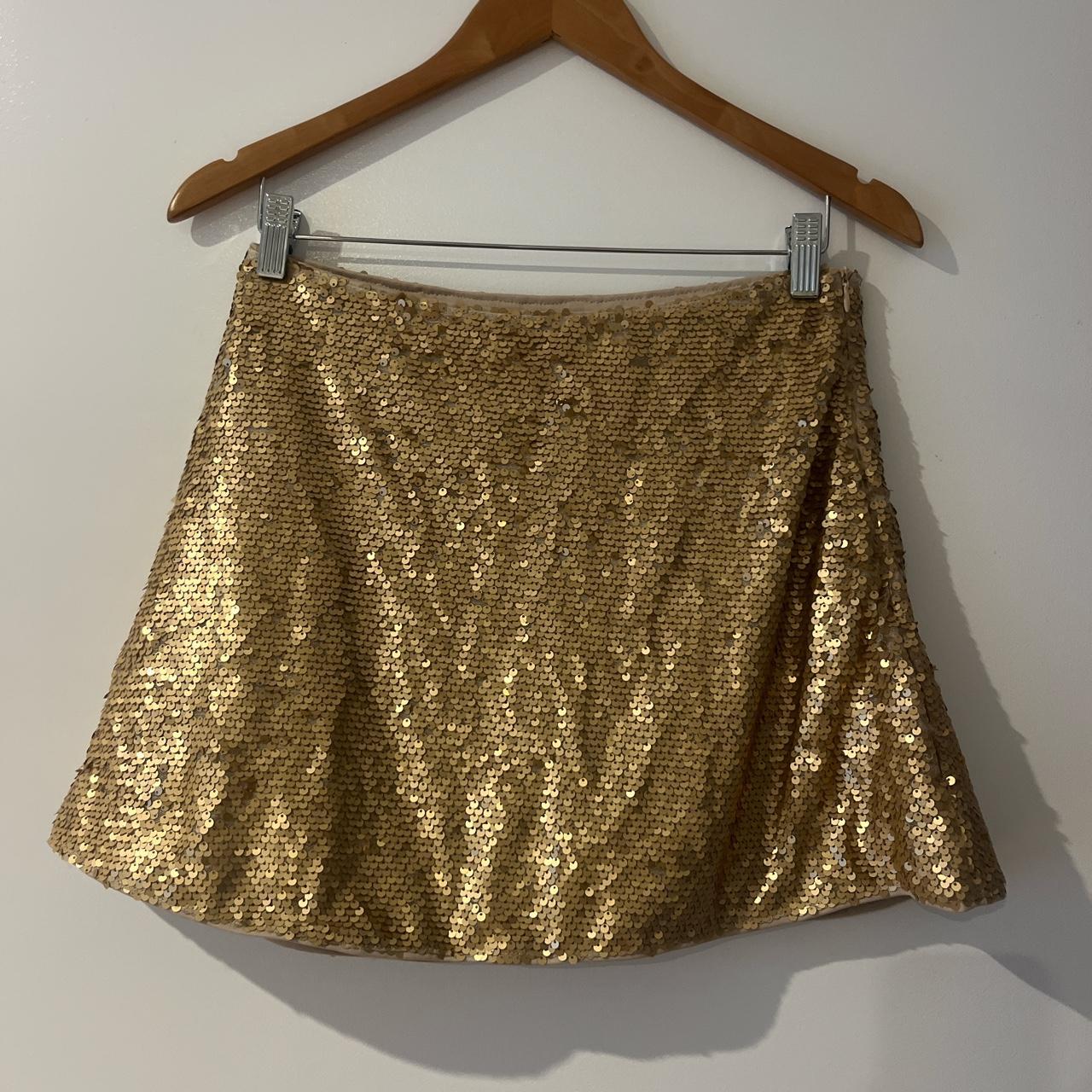 Princess polly sequin skirt Worn once and washed... - Depop