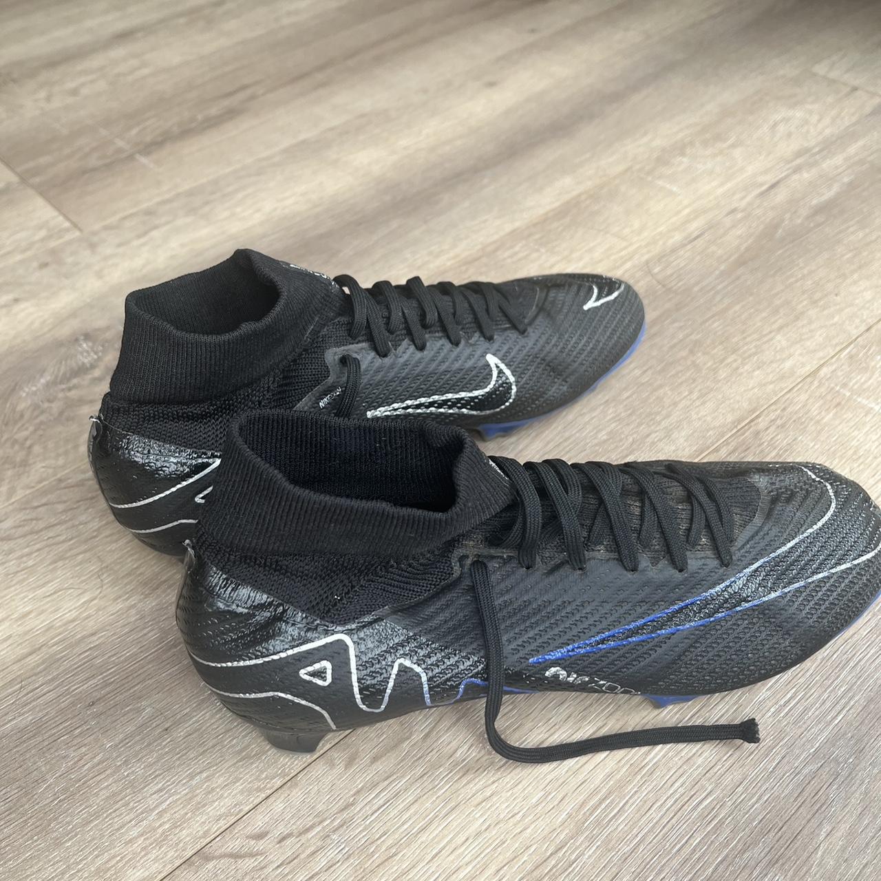 size 6 football boots nike