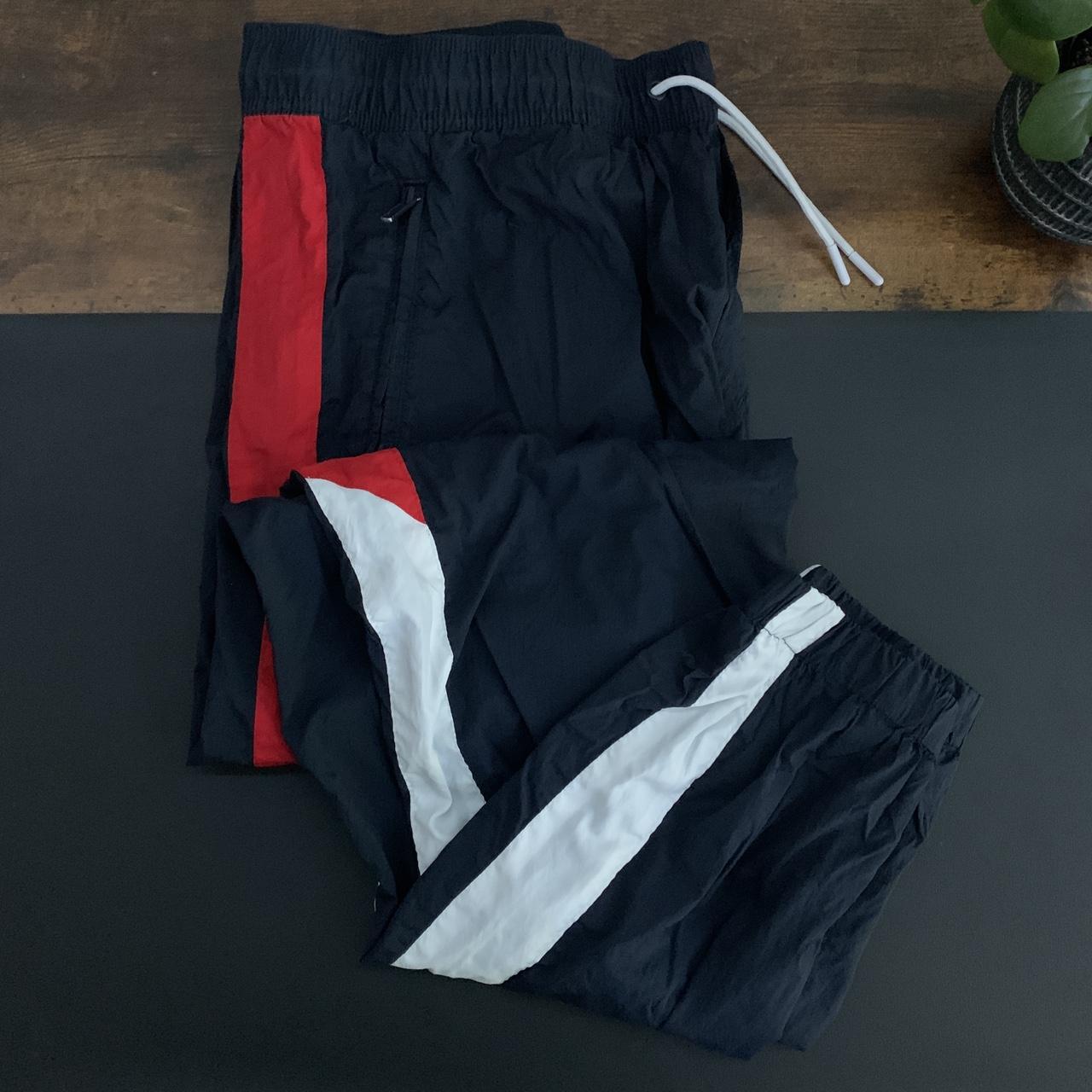 H&M tracksuit bottom 36 (fits like a... Depop