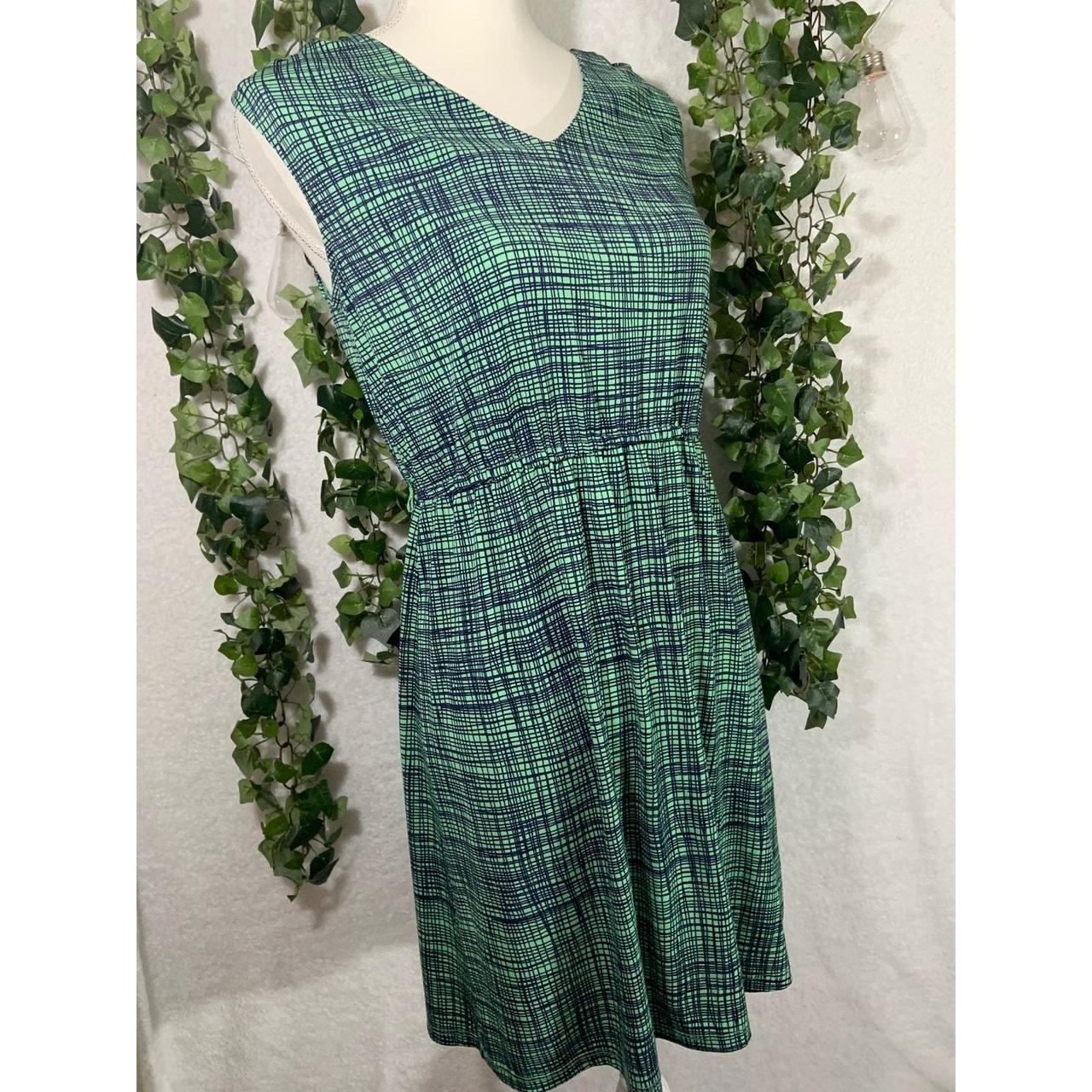 Apt 9 Green and Navy V Neck Striped Dress Women s. Depop