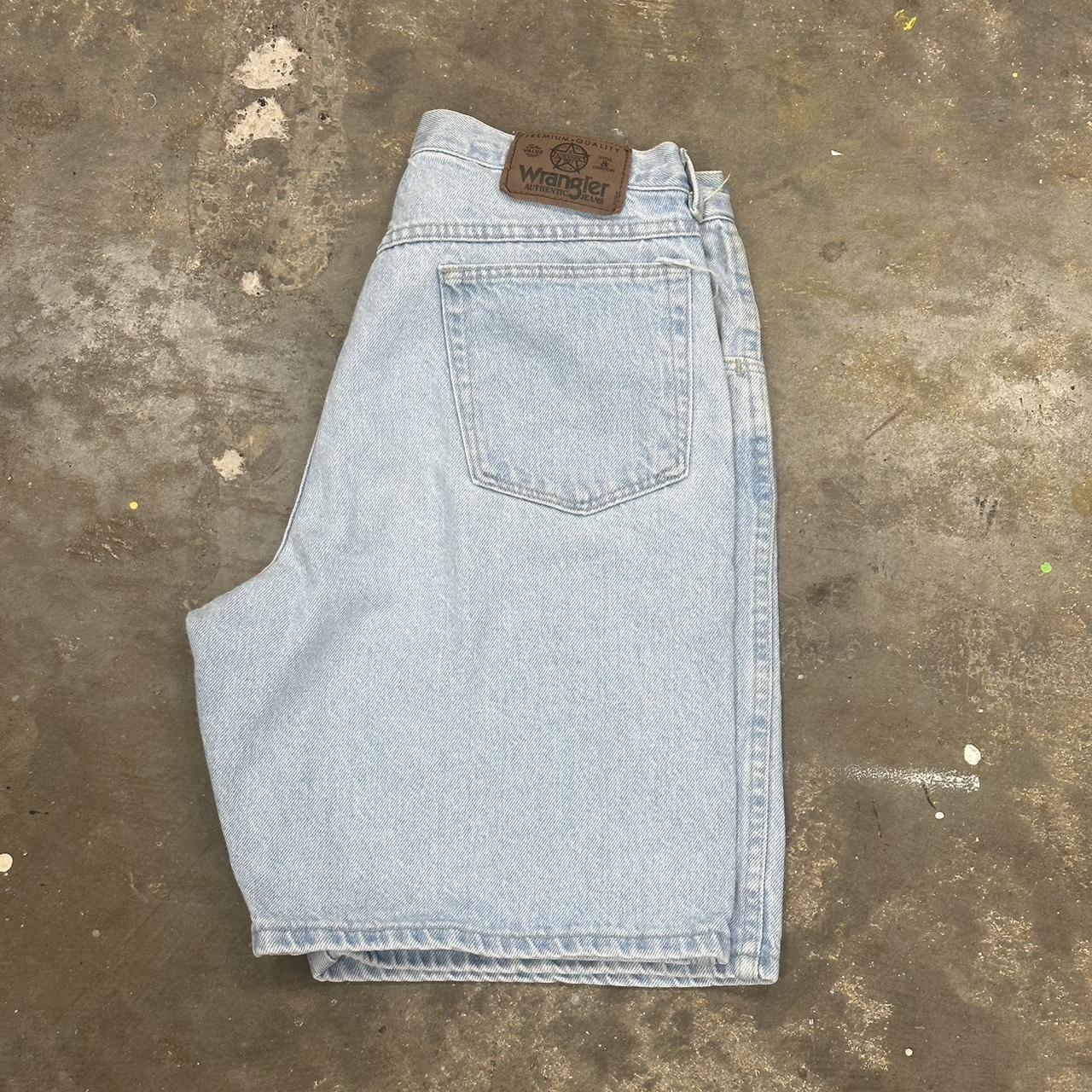 Wrangler Men's Blue and White Shorts | Depop