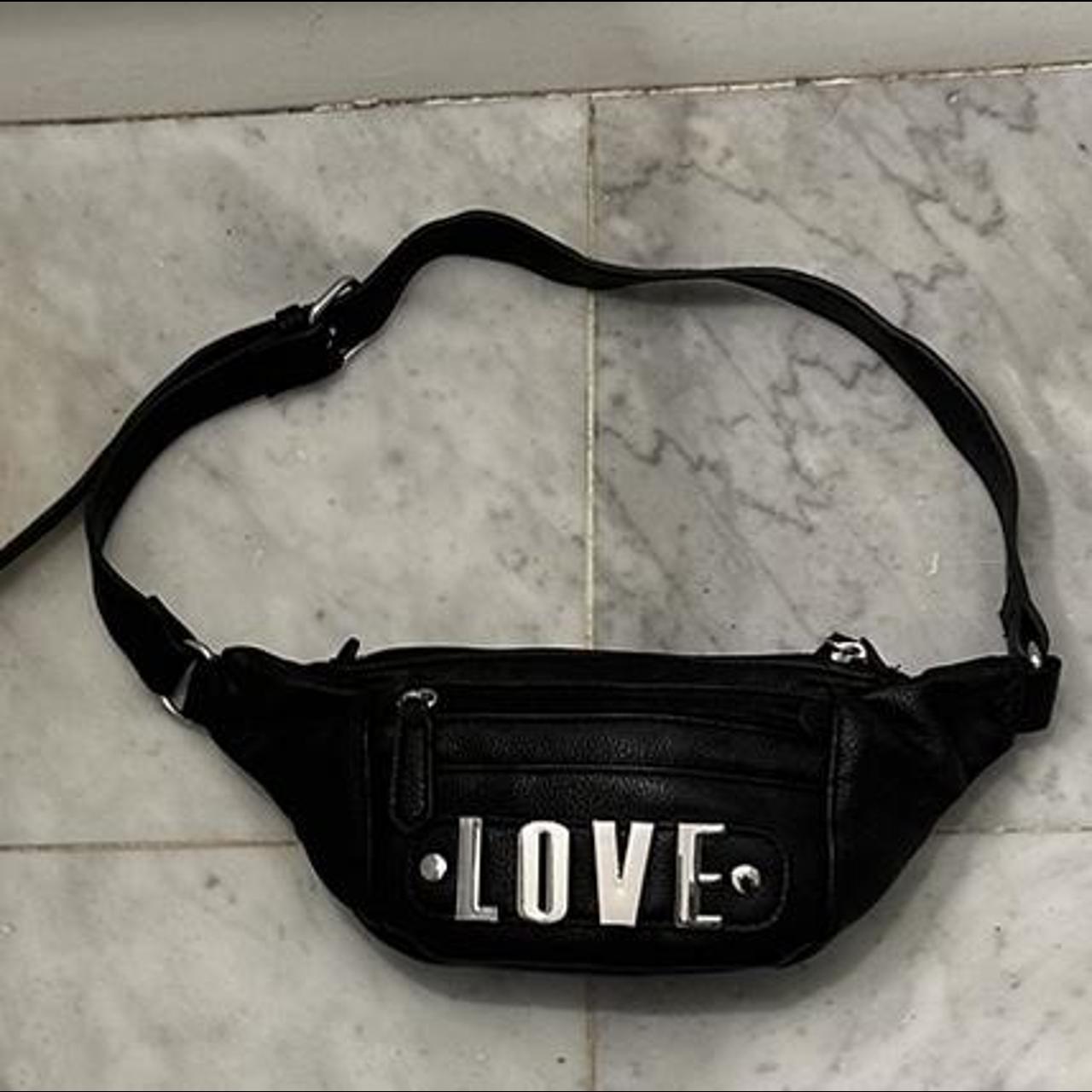 Forever 21 outlet belt bags