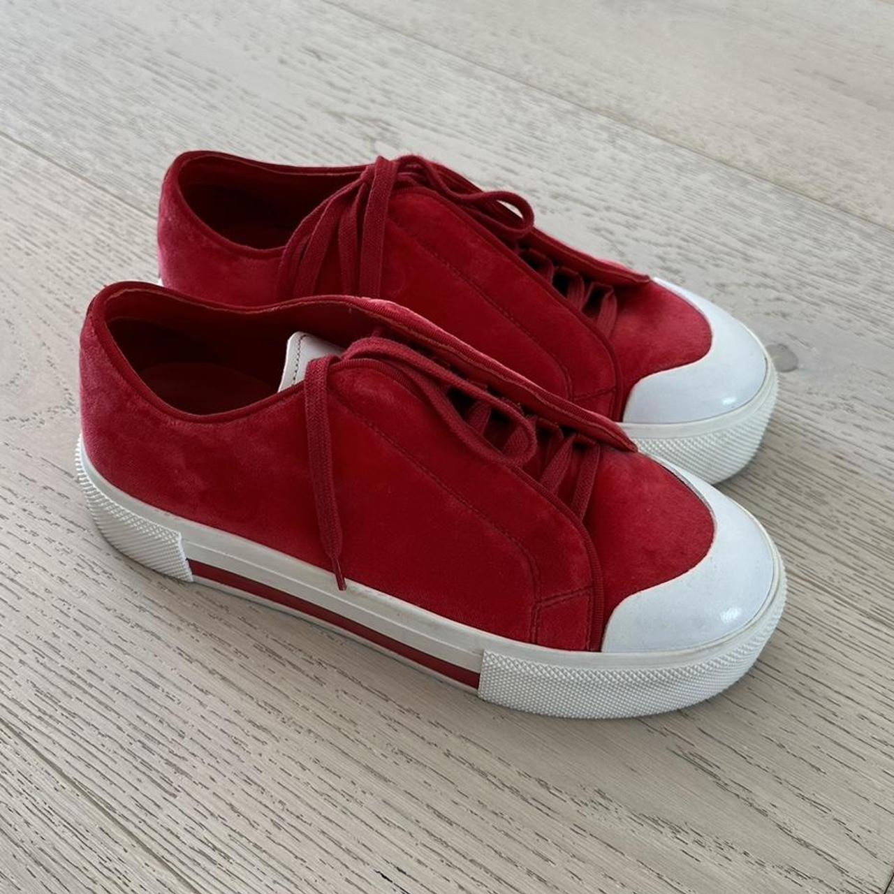 Alexander McQueen red velvet sneakers. european 38