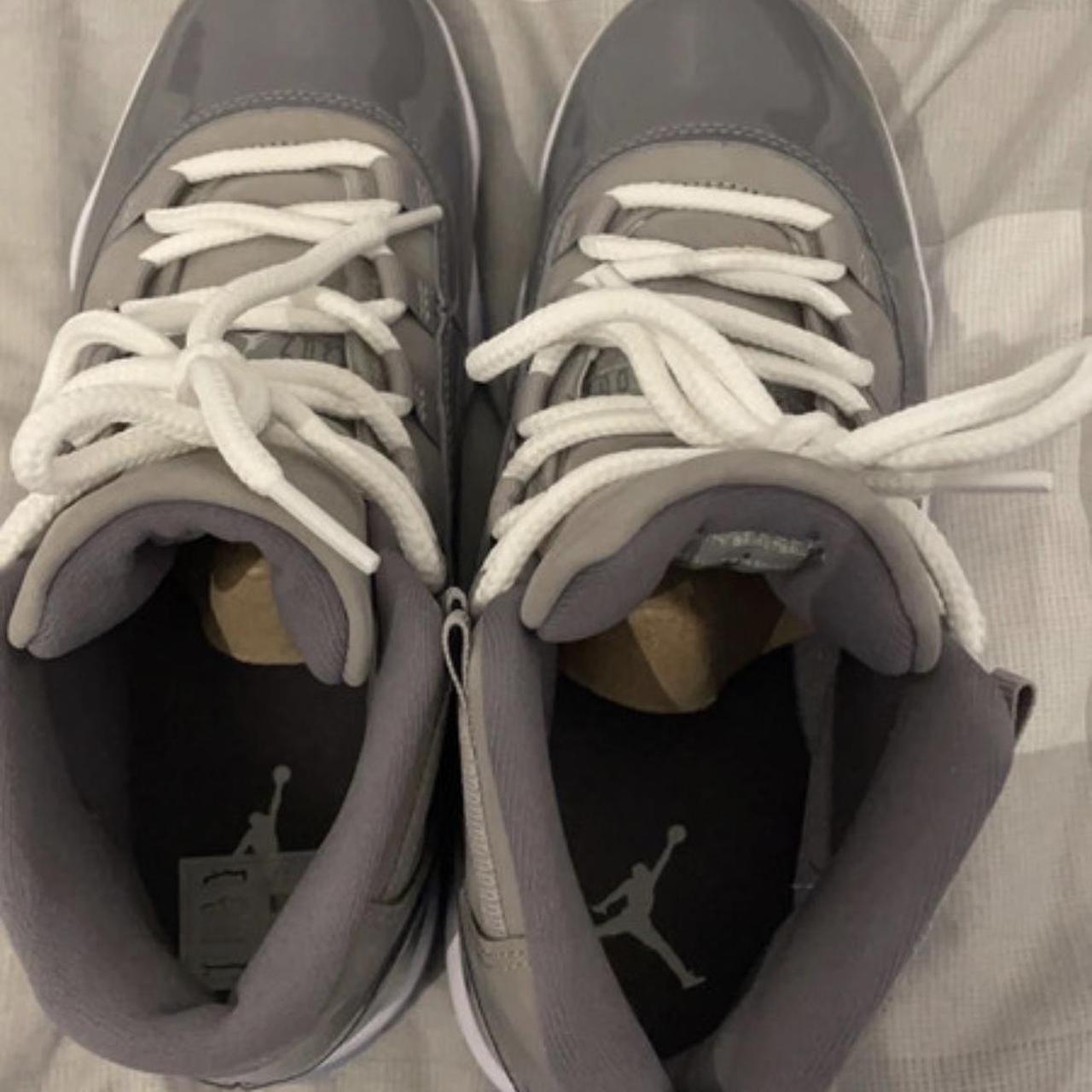 womens grey jordan shoes