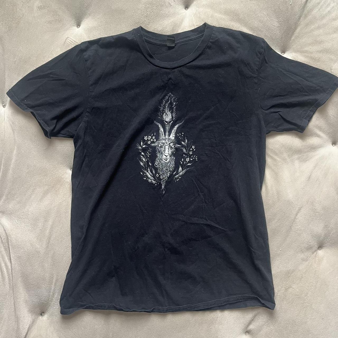 item listed by __landerthrifts