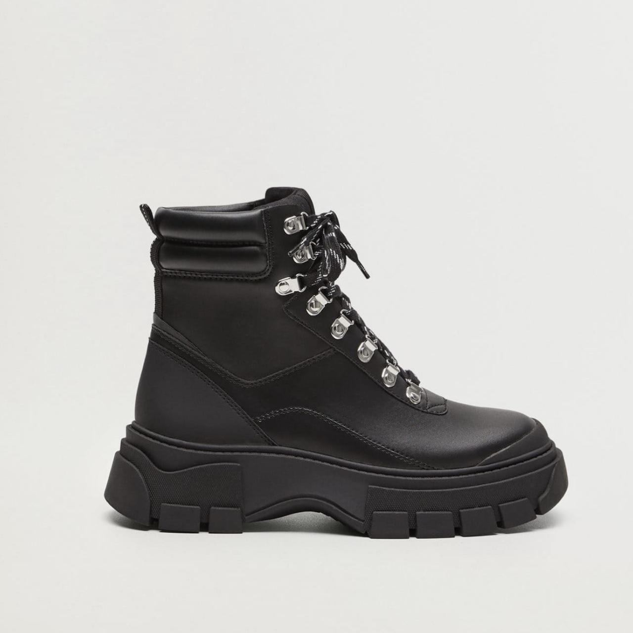 graceyn boot for women in black