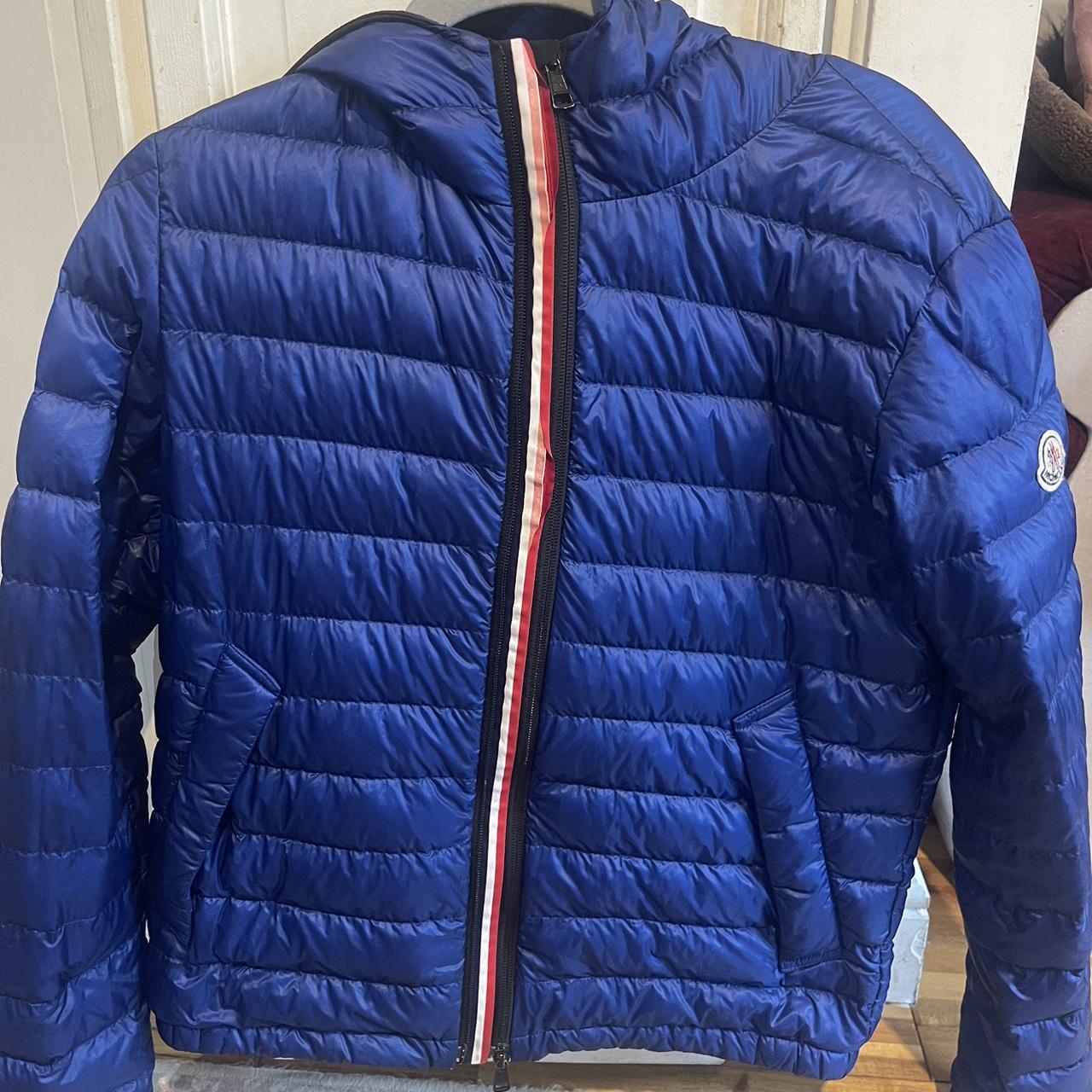 Moncler deals morvan blue