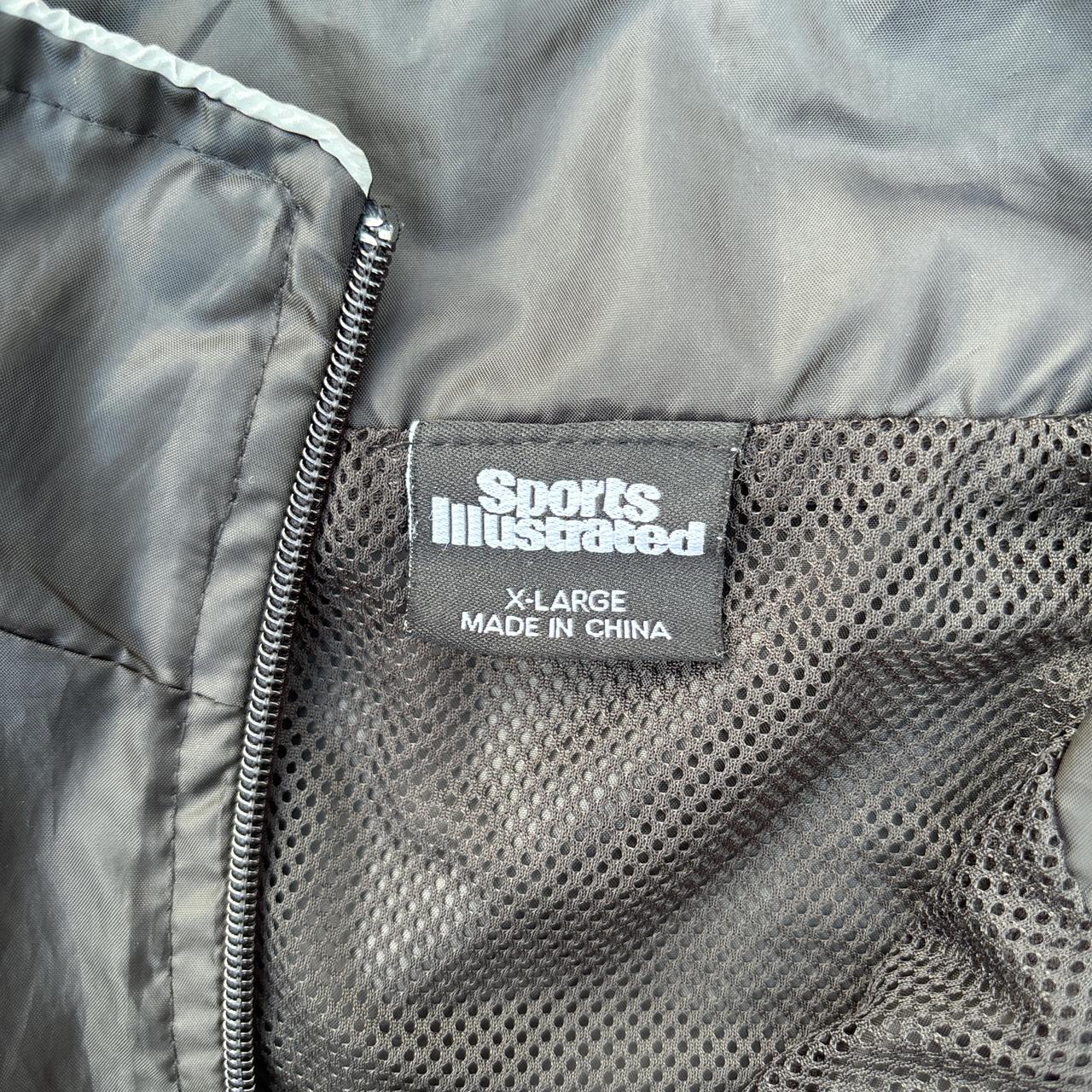 XL vintage Sports Illustrated fleece Crewneck. | Depop