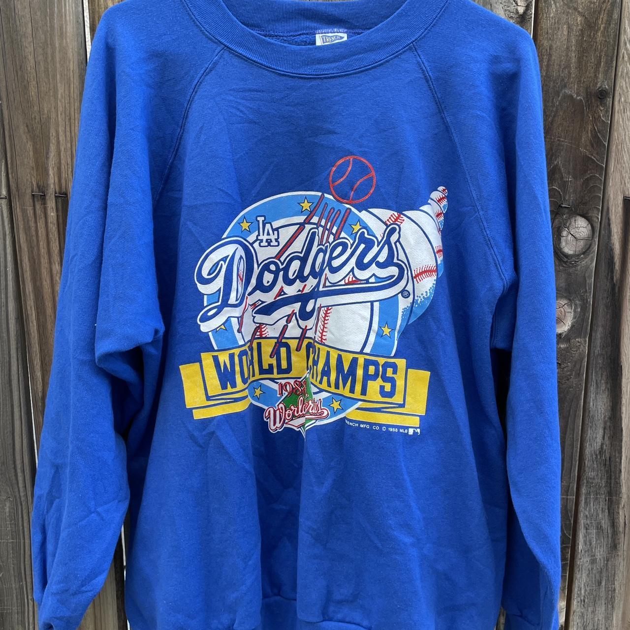 los angeles dodgers long sleeve - Depop