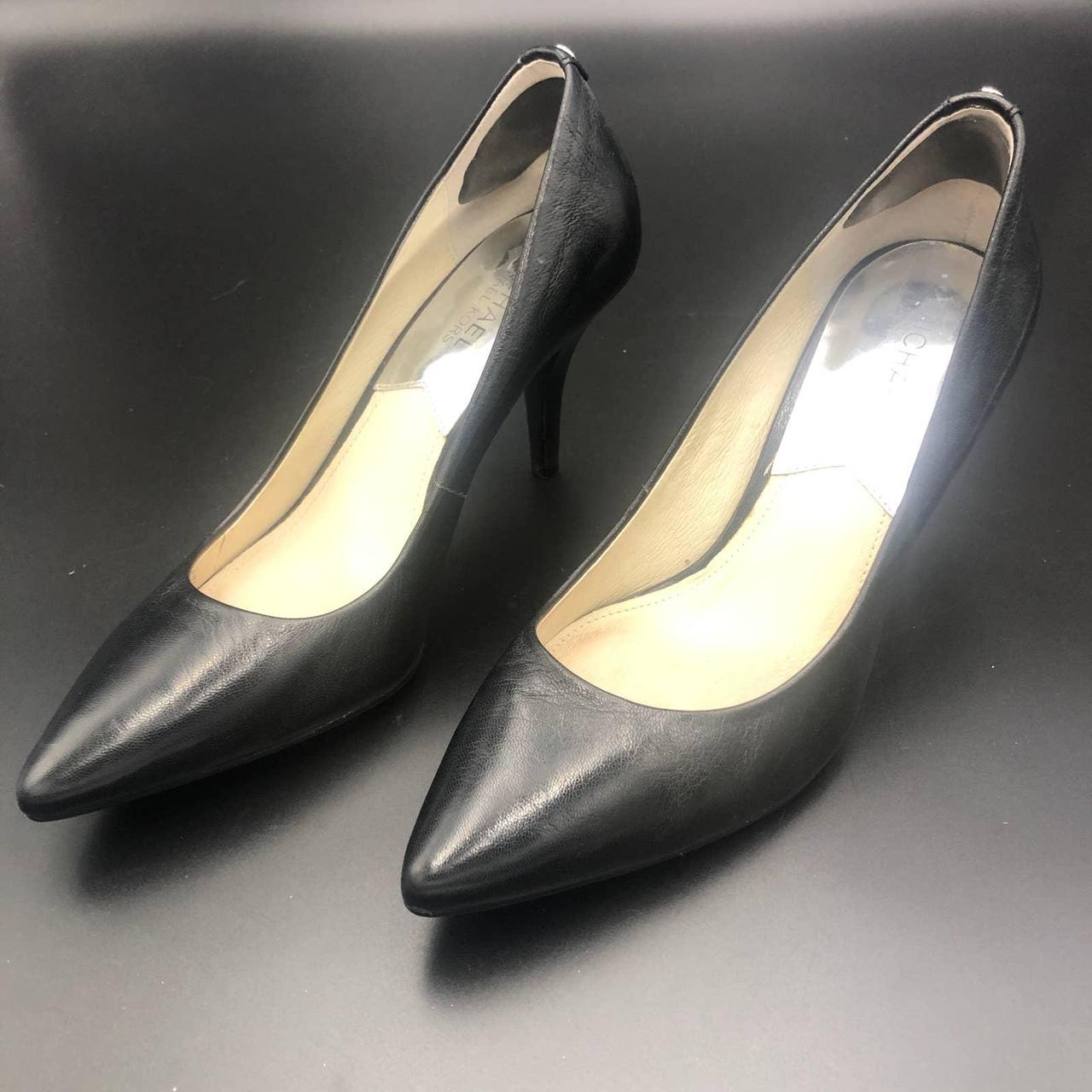 Michael kors sale black pumps