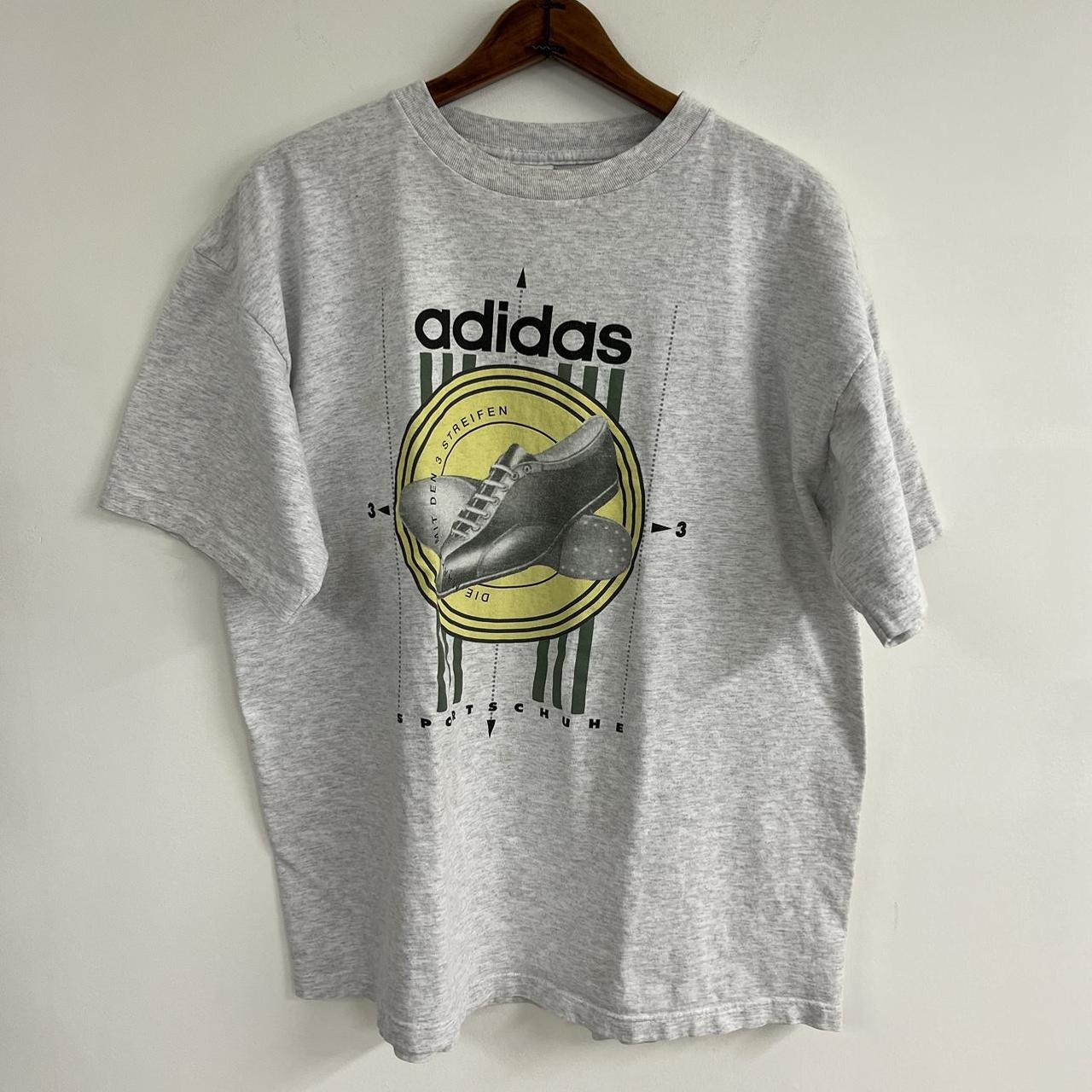 Vintage 90s Adidas Sportschuhe Made In USA T-Shirt