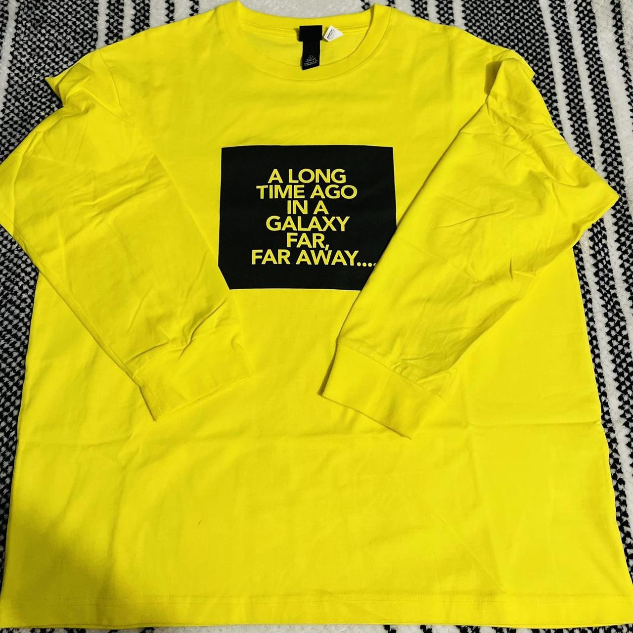 H&M Men's Yellow and Black Tshirt Depop