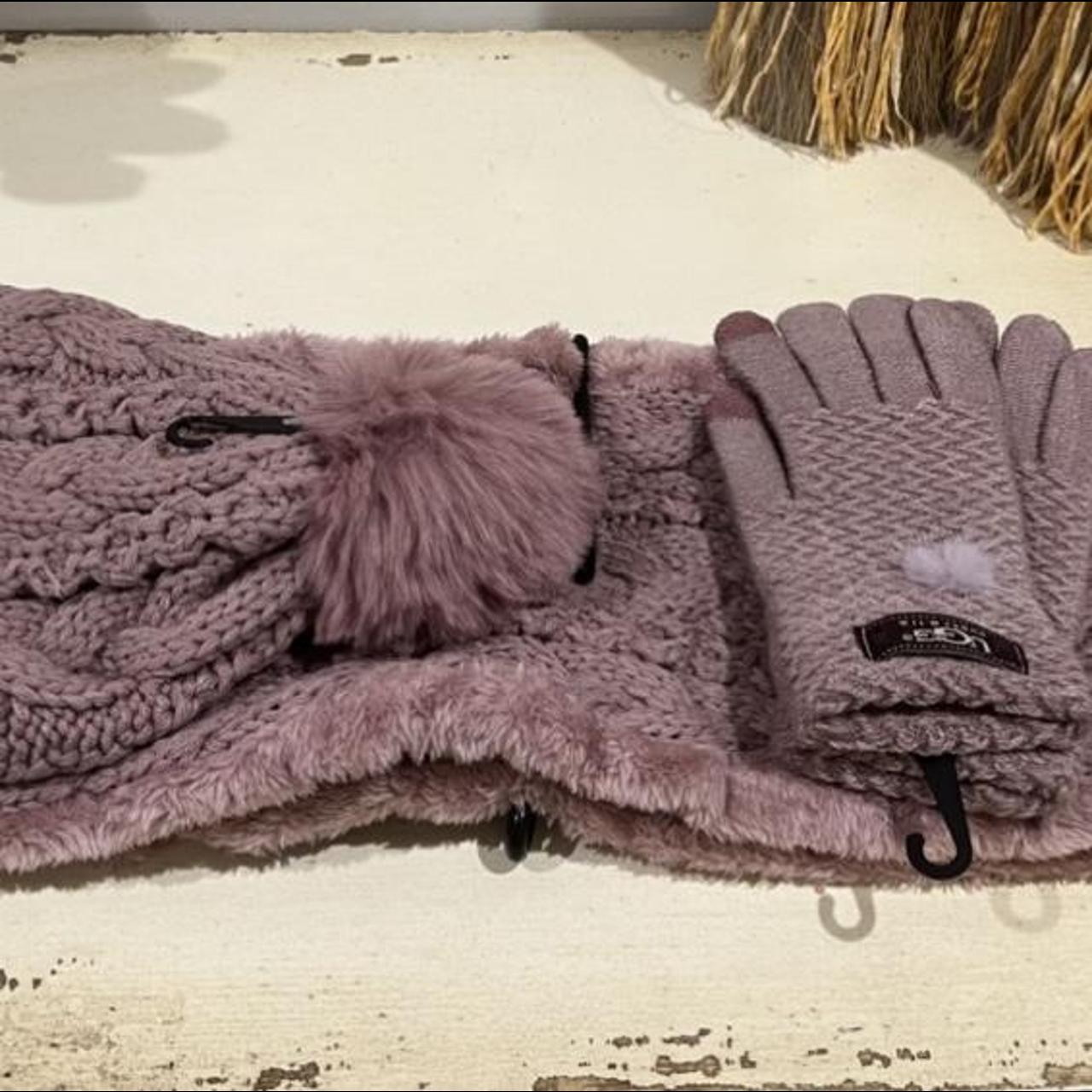 UGG Lavender high quality Hat, Infinity Scarf & Glove Set