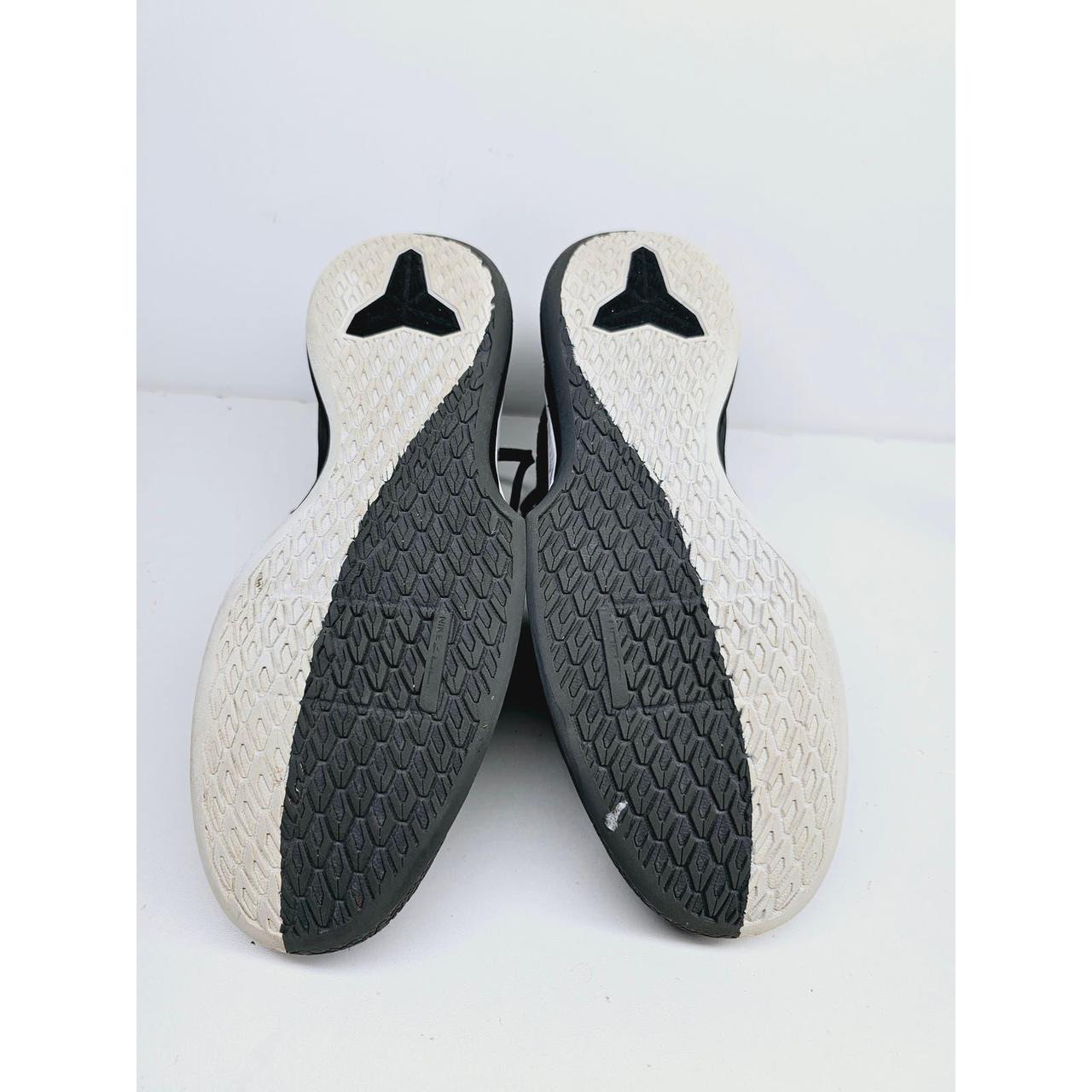 size 12 men's nike kobe shoes