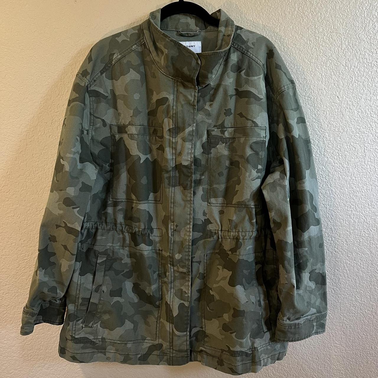 Old Navy Women's Green Jacket | Depop