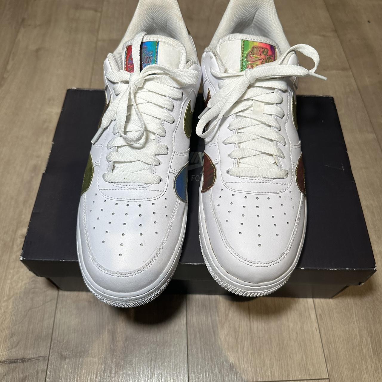 mens red and white nike trainers