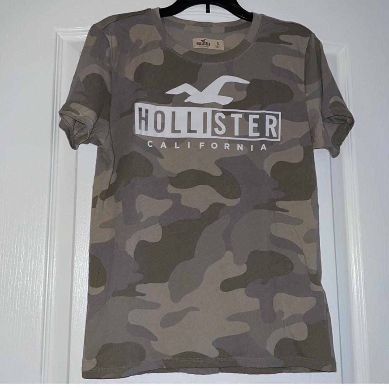 hollister logo camo print t shirt small never worn... Depop