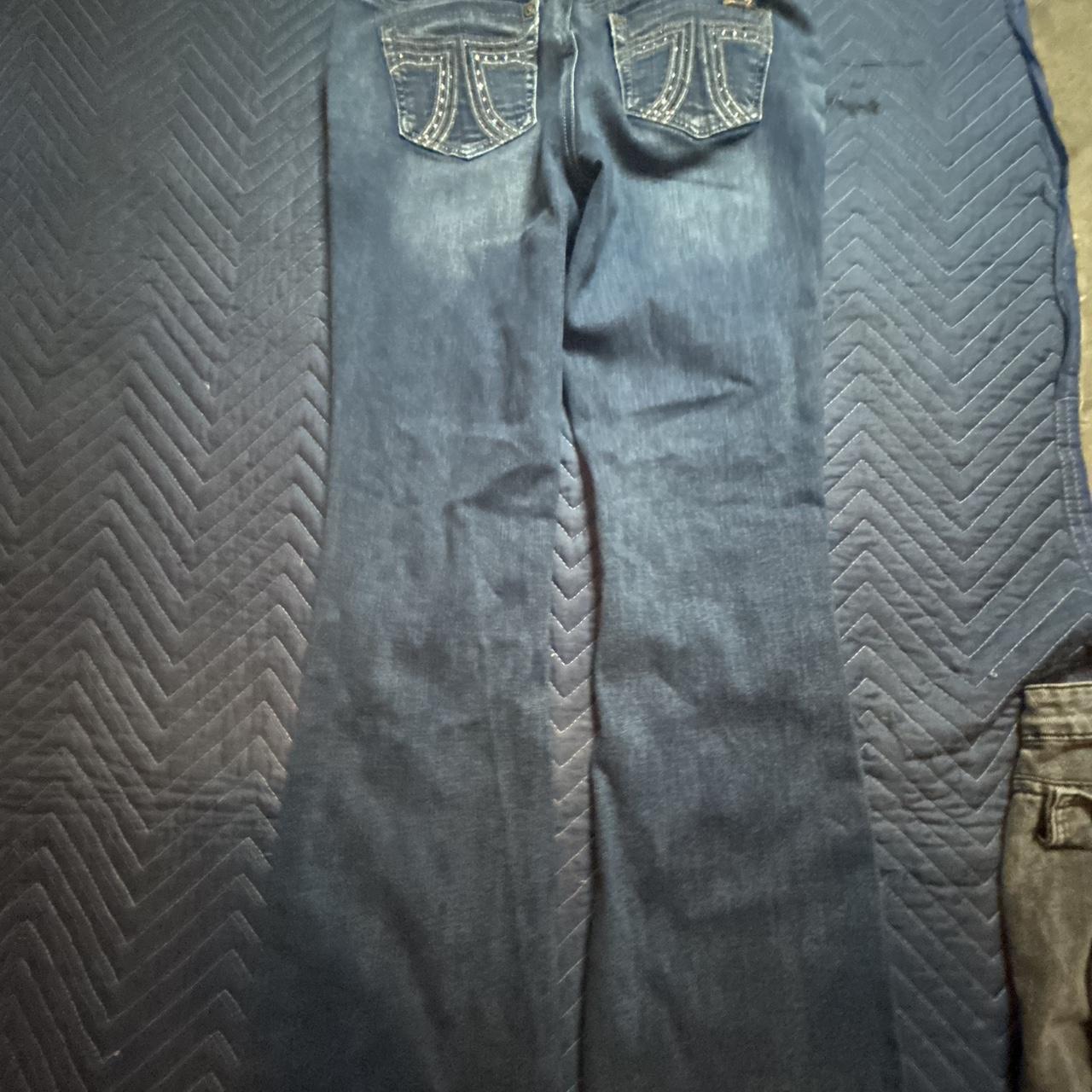 item listed by efabrizz