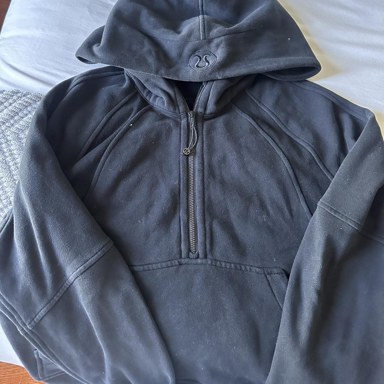 LULU LEMON SCUBA HOODIE SIZE : M/L - Depop