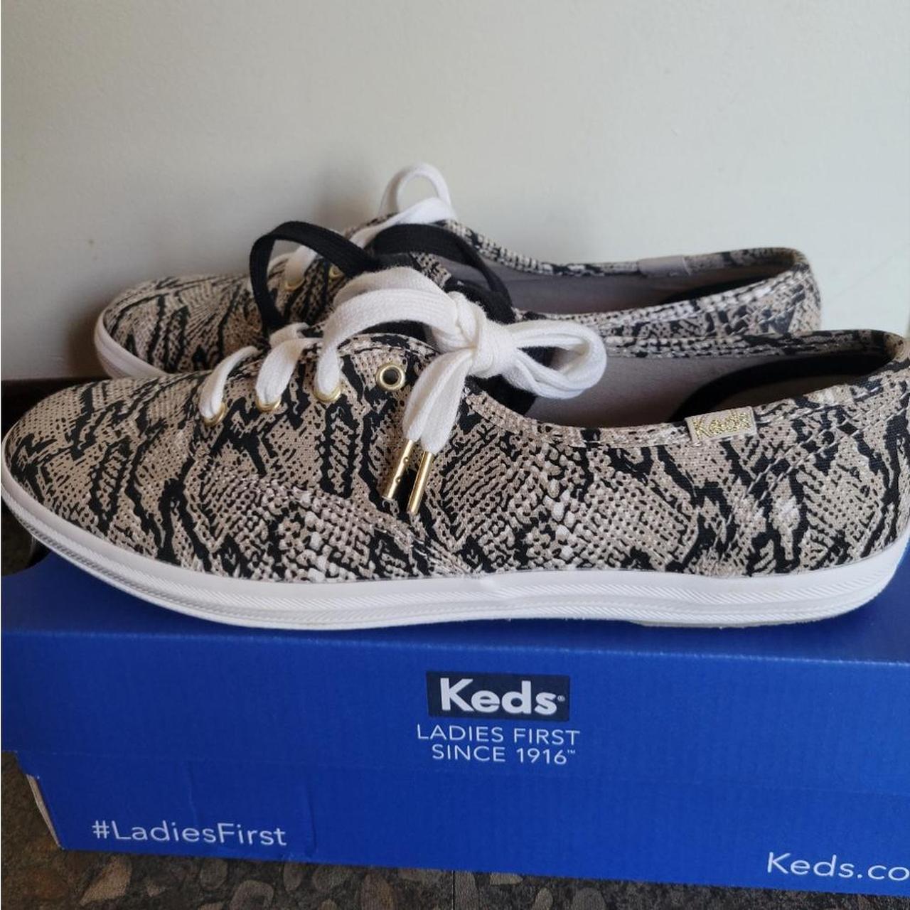 Womens on sale black keds