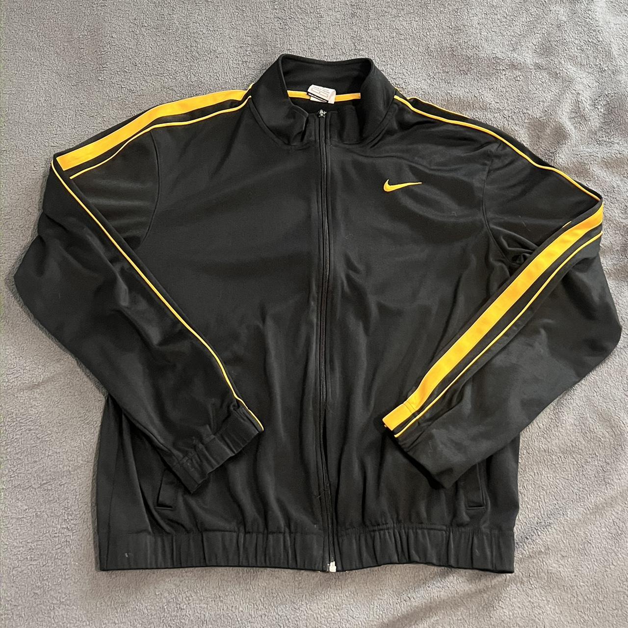 Nice black and yellow Nike jacket SIZE MEDIUM Black. Depop