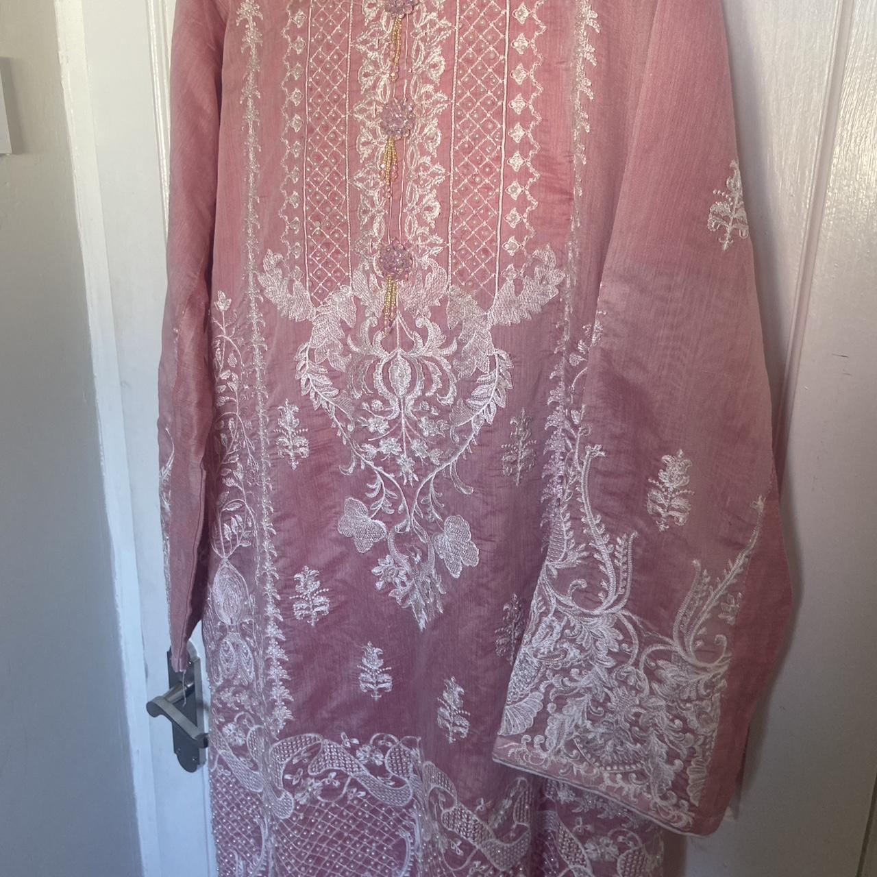 item listed by zaaraa15