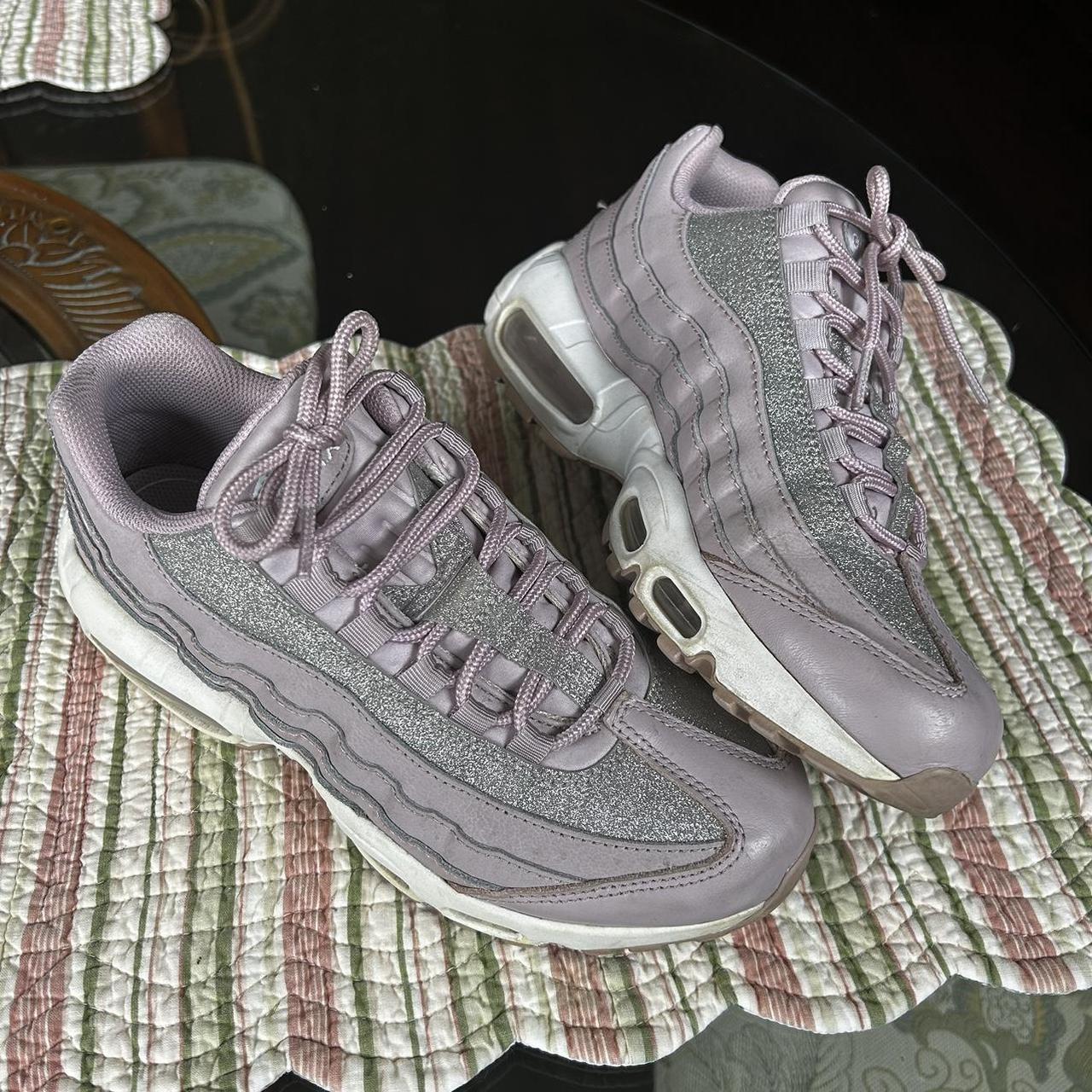 nike sparkle trainers