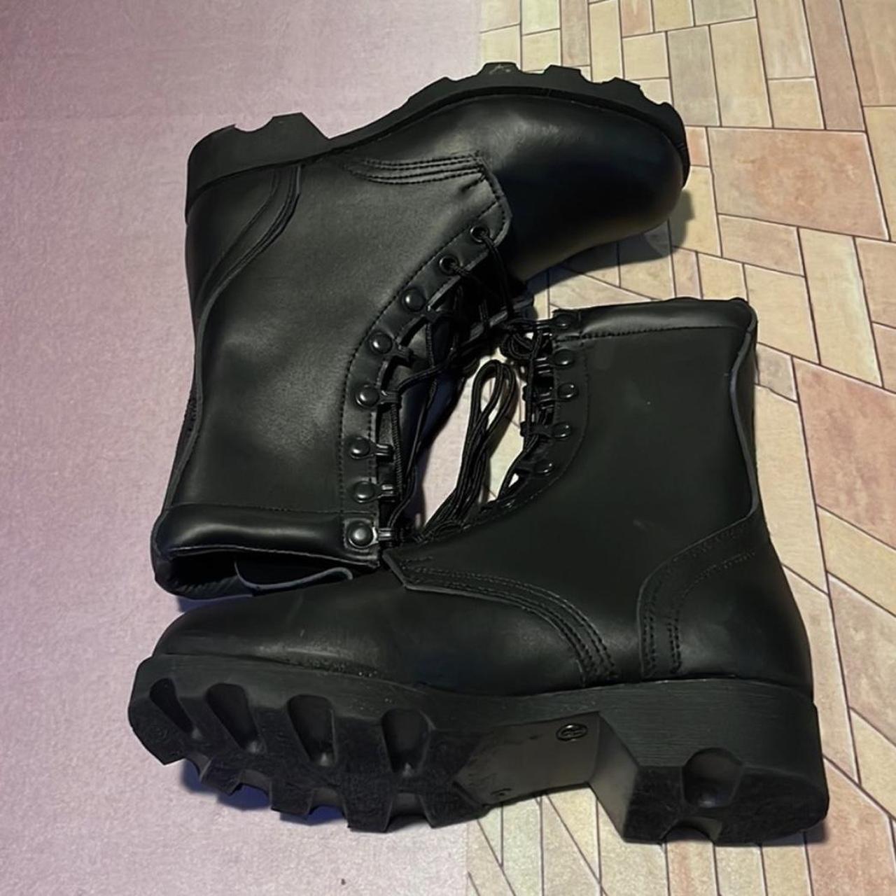 Speed lace hot sale combat boots