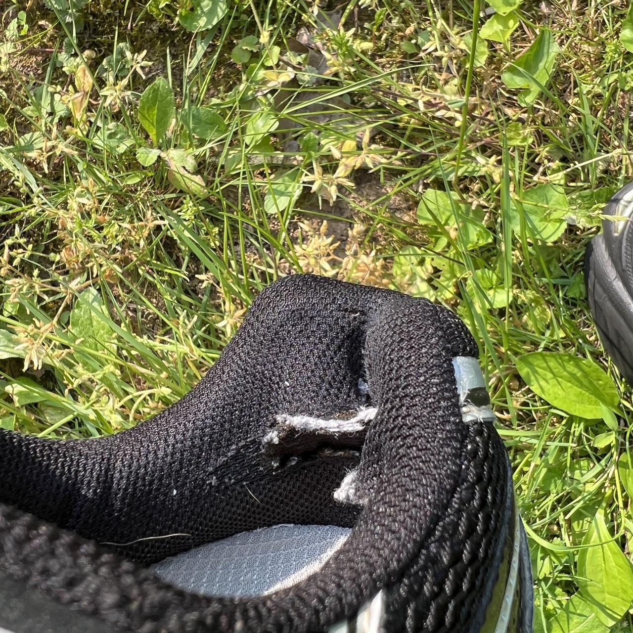 asics black and gold womens