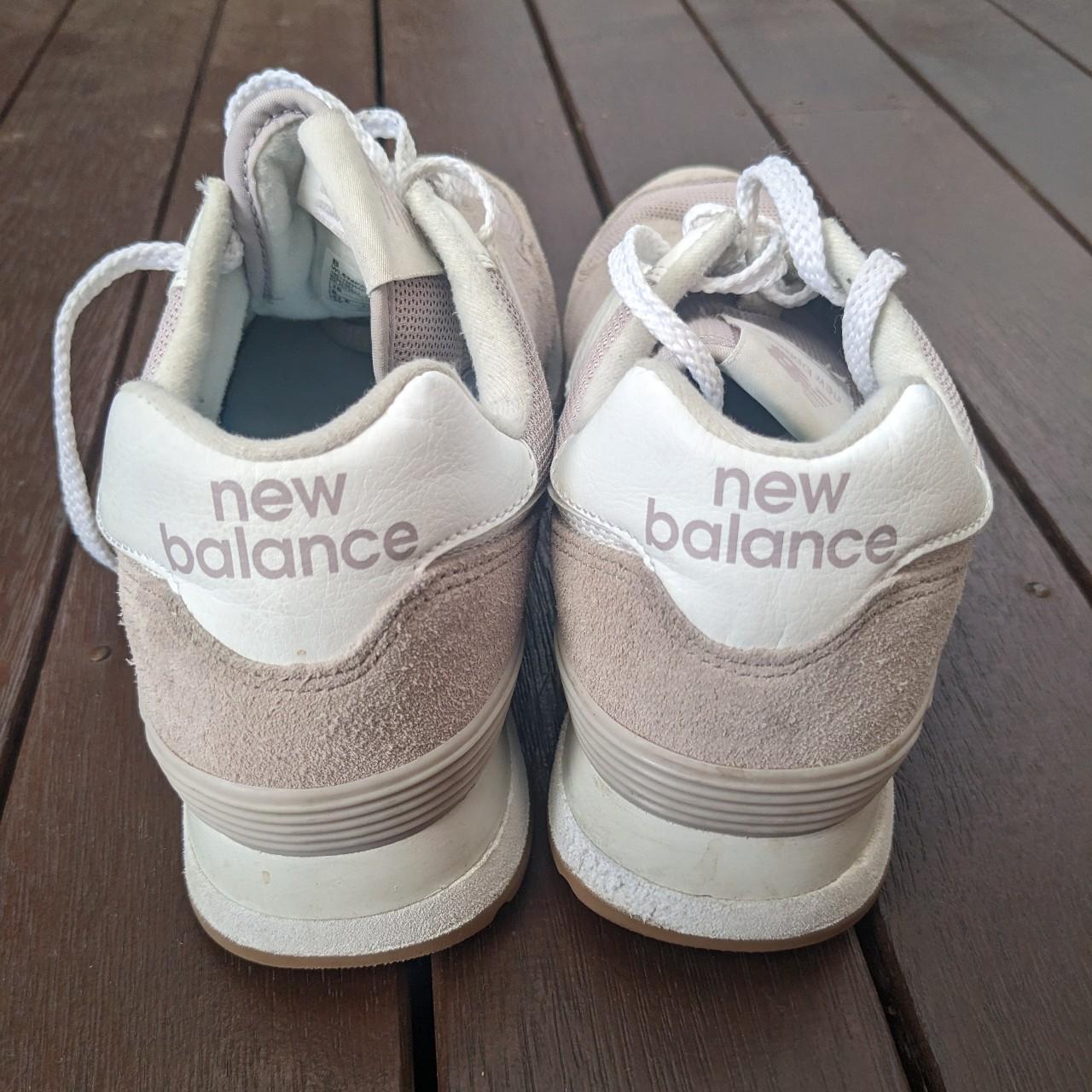 New Balance Men's Cream Trainers Depop