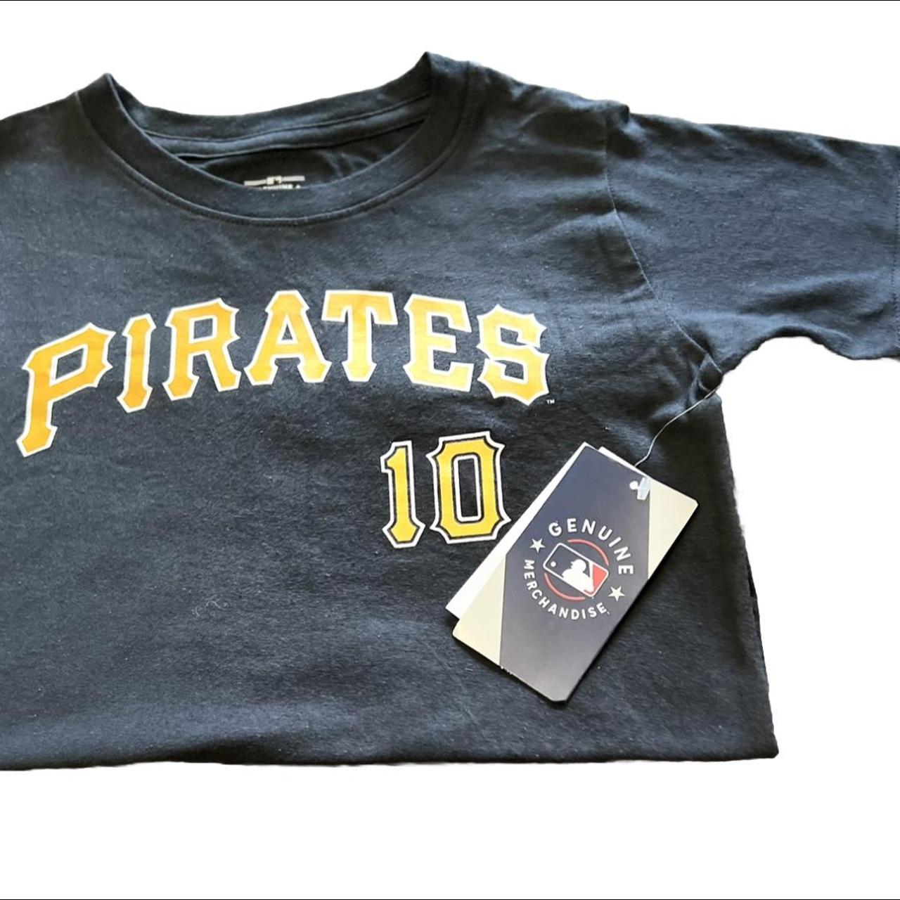 Black MLB Majestic Pittsburgh Pirates T-Shirt. Size - Depop