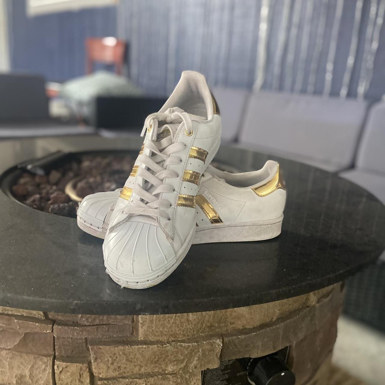 Gold and white shell toe best sale