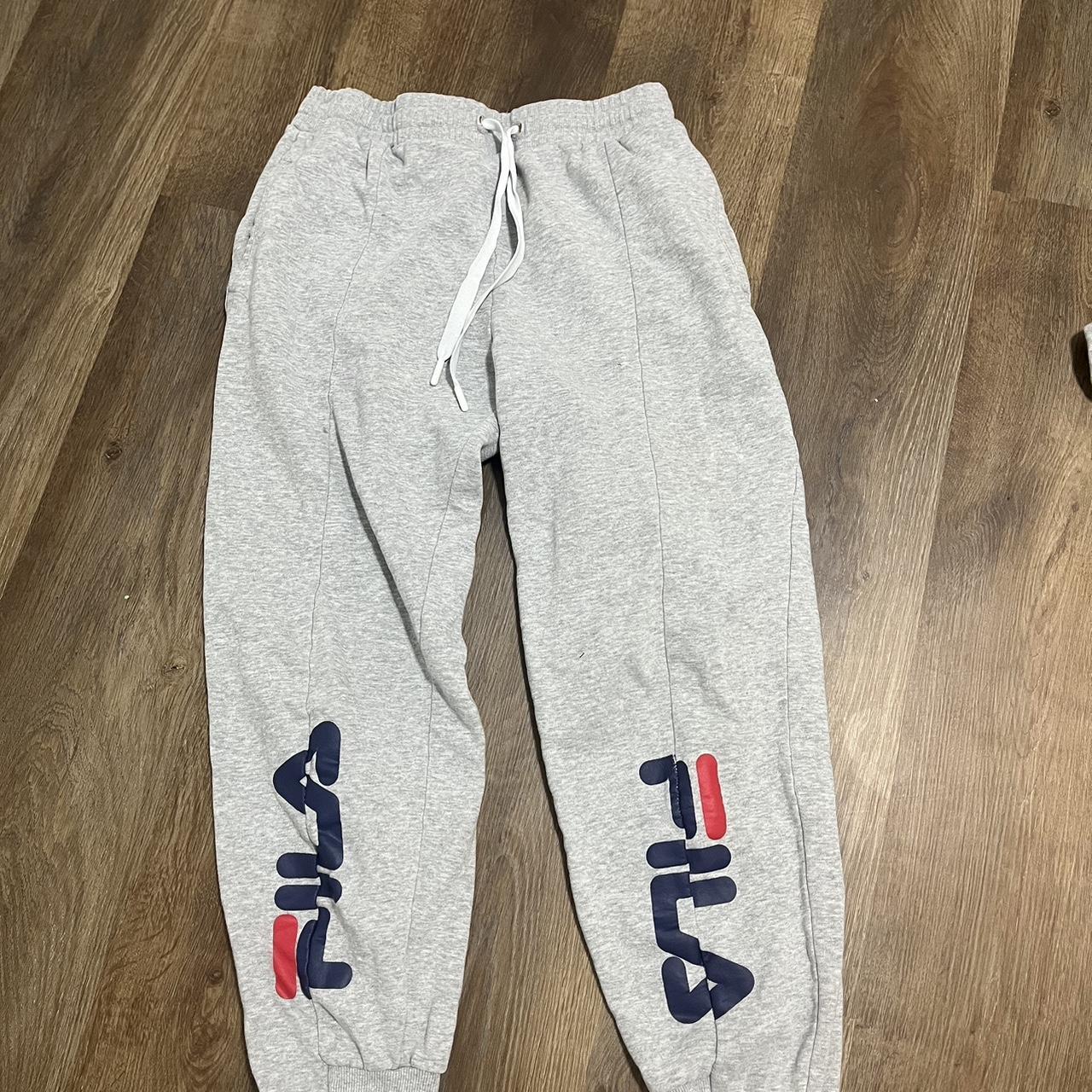 Fila gray sweatpants hot sale