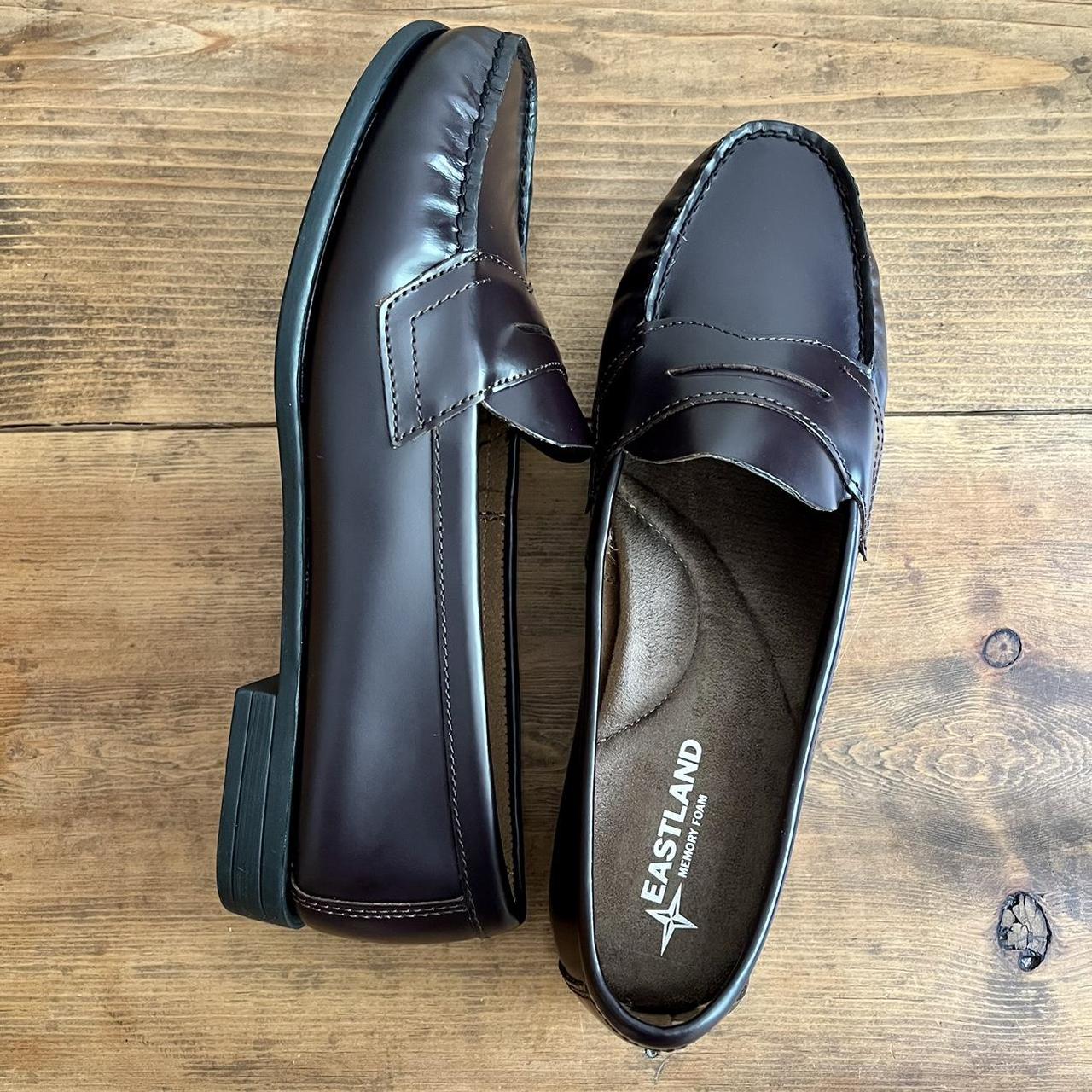 Eastland Women's Brown Loafers (2)