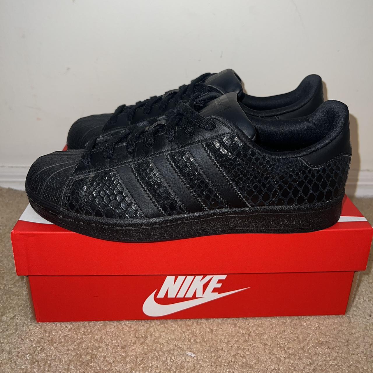 Adidas superstar alligator outlet skin