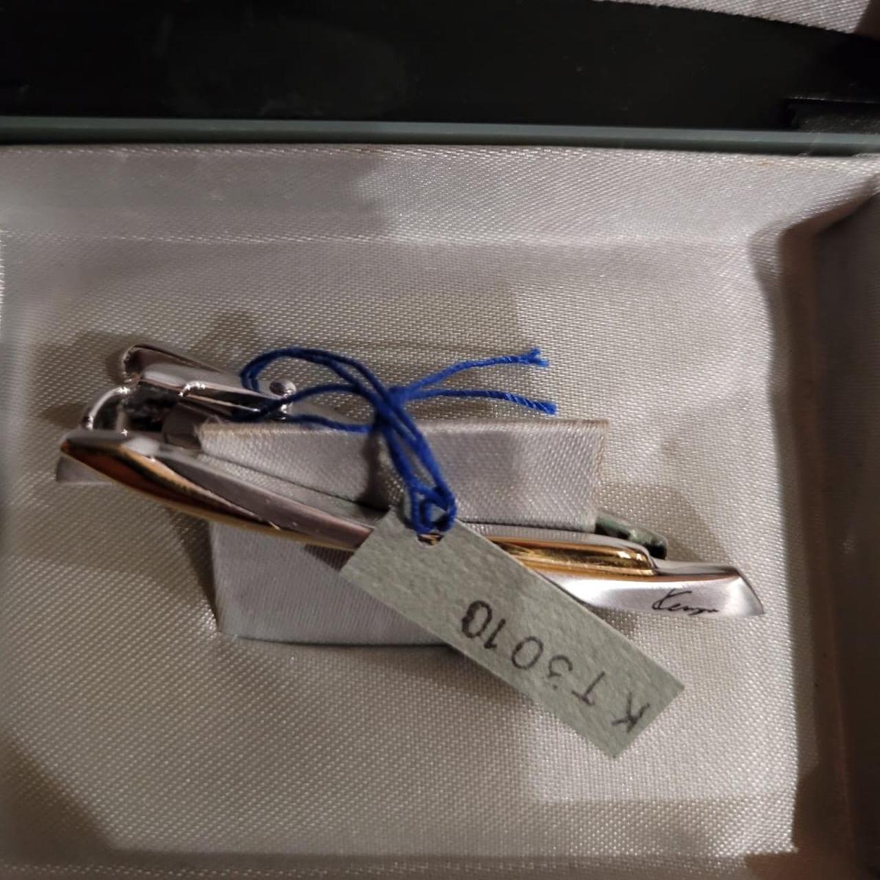 kenzo tie clip