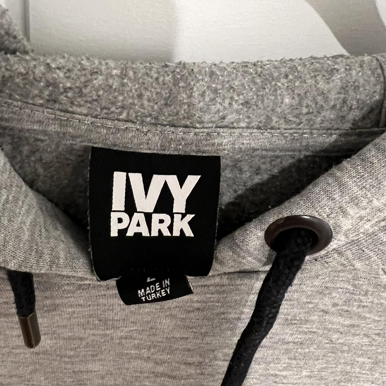 Ivy park hotsell black jumper