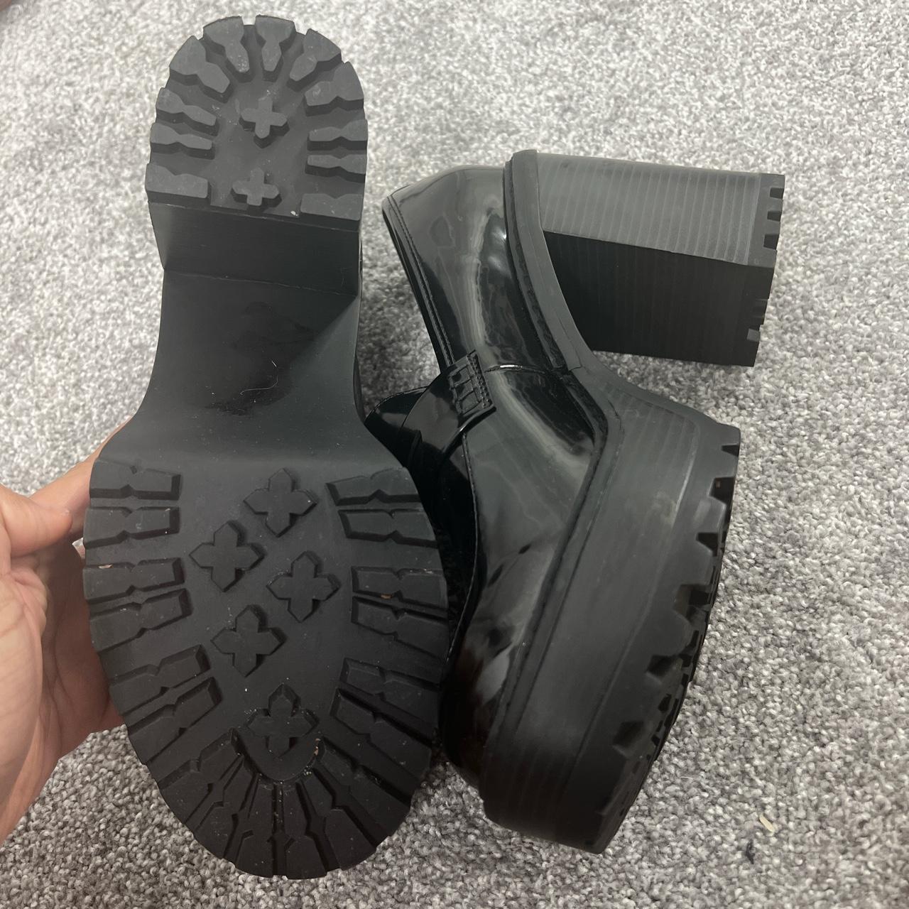 Madden Girl Women's Black Loafers Depop