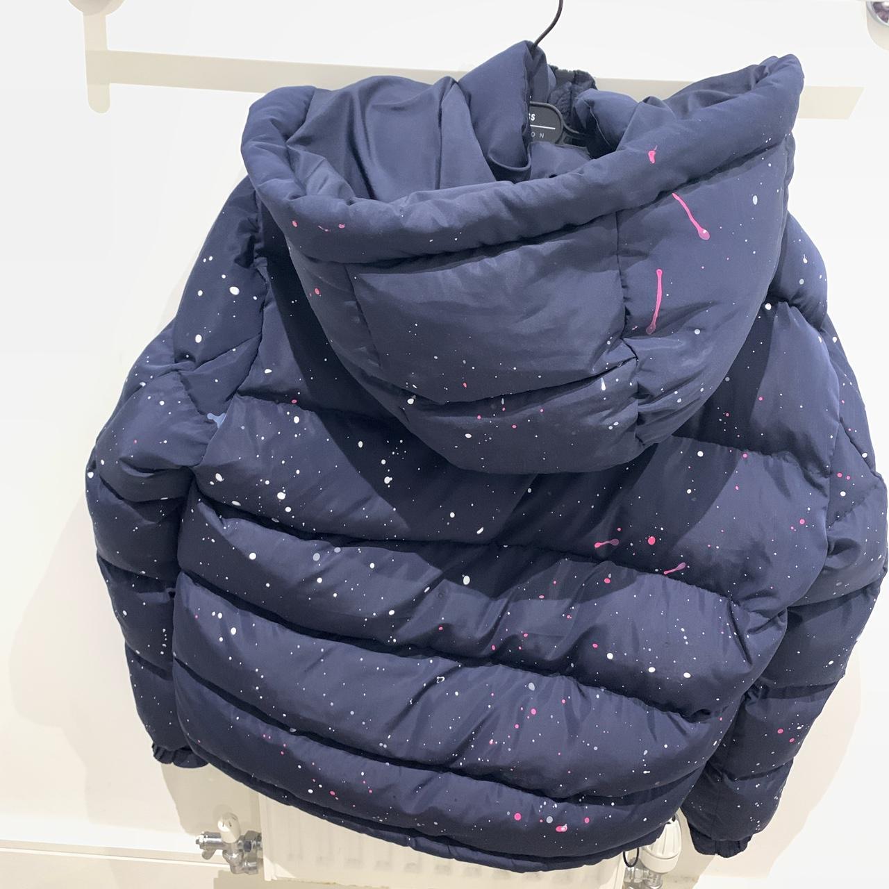 Navy blue winter puffer jacket with splattered paint... Depop