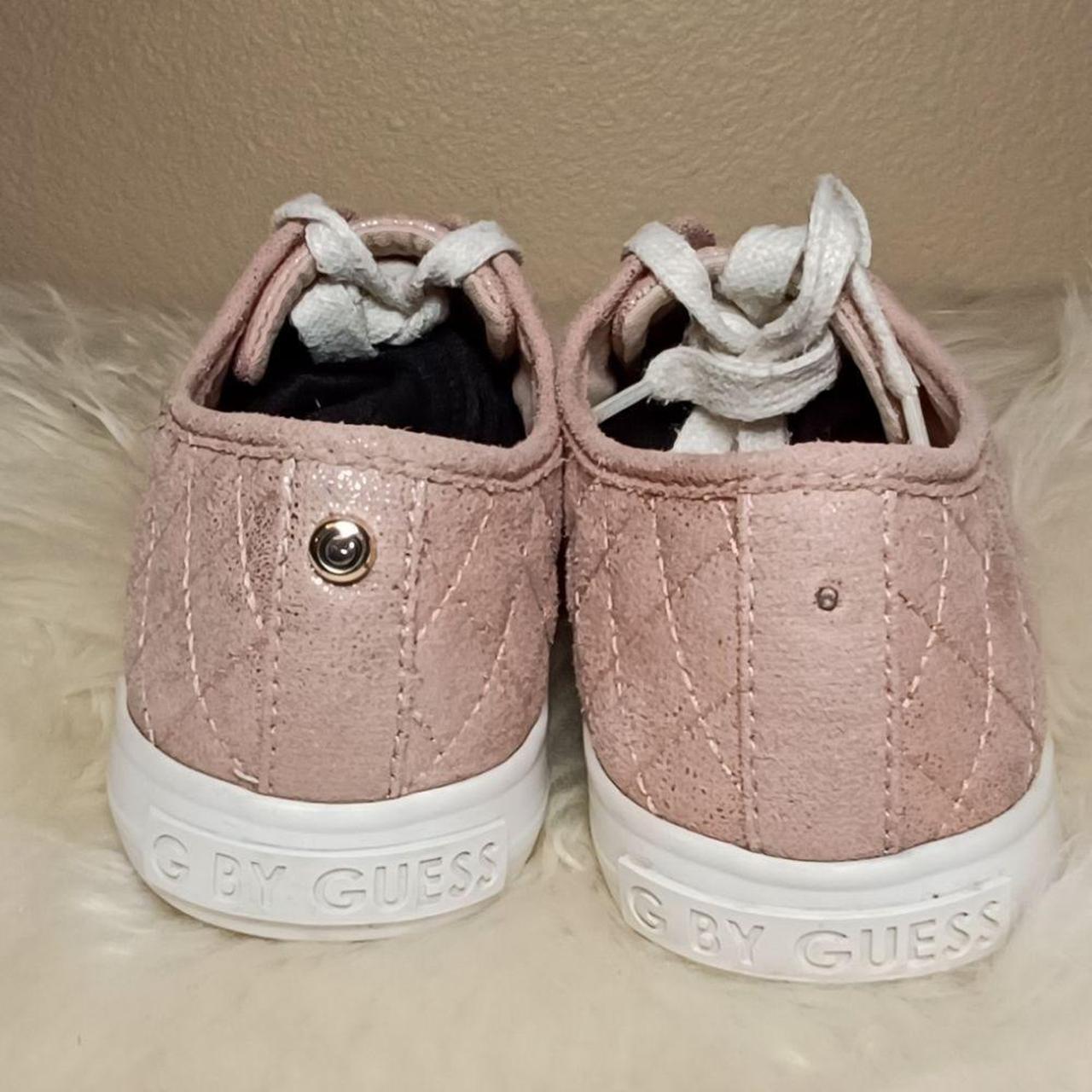 G by Guess Women's Lace Up Quilted Pattern Sneakers - Depop