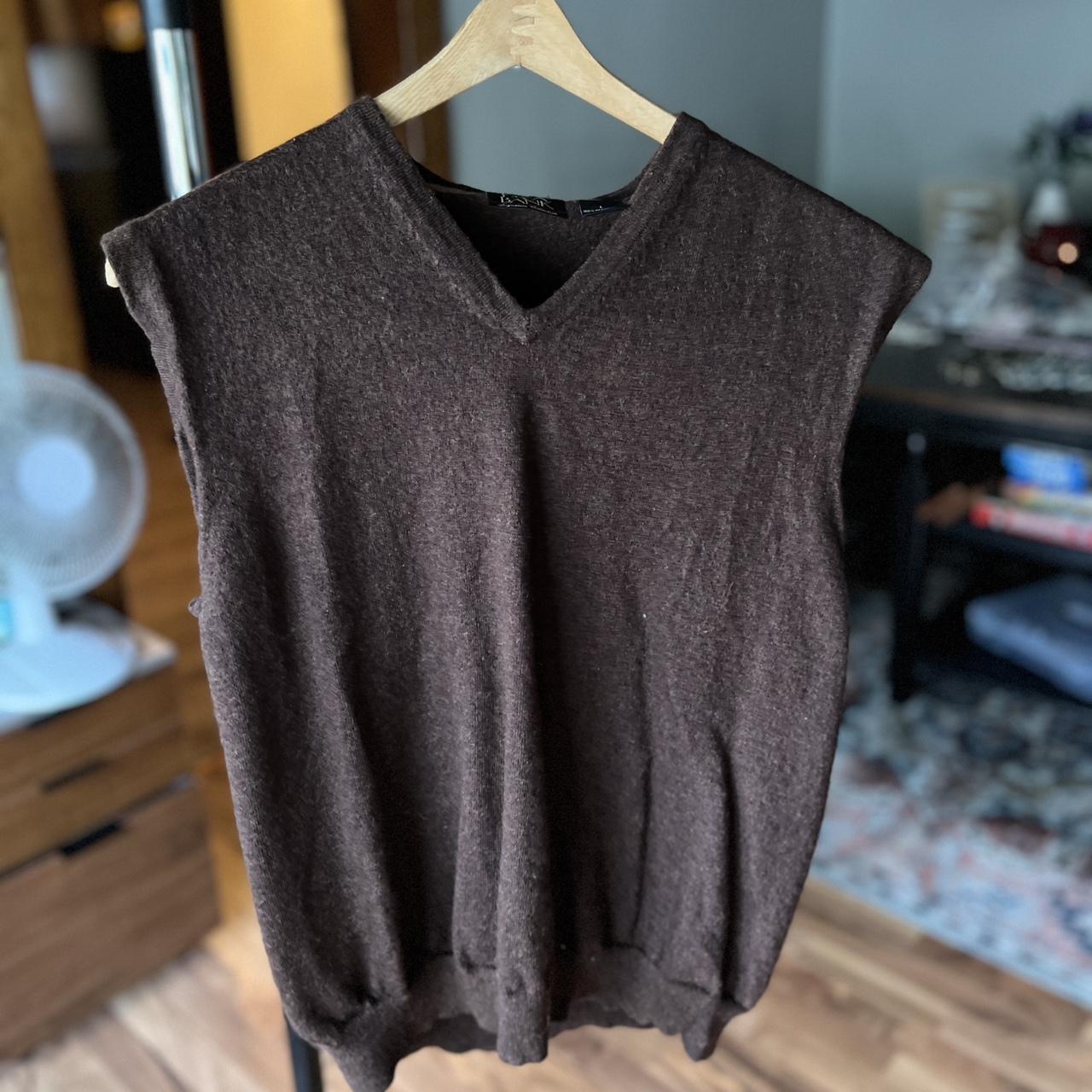 Here we have a staple in any wardrobe, 100% merino... - Depop