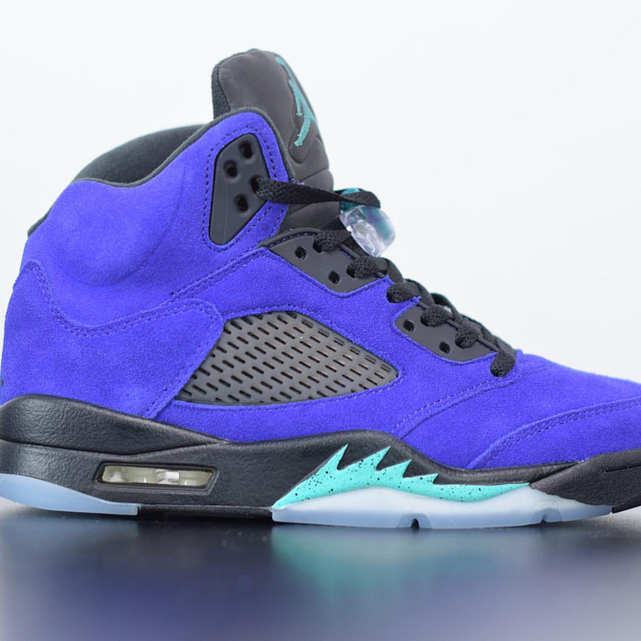 alternate grape retro 5
