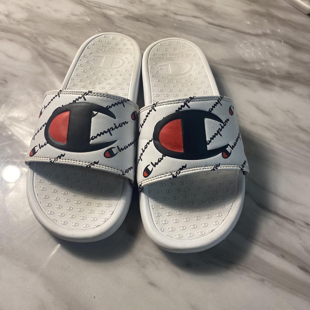 Silver champion slides online