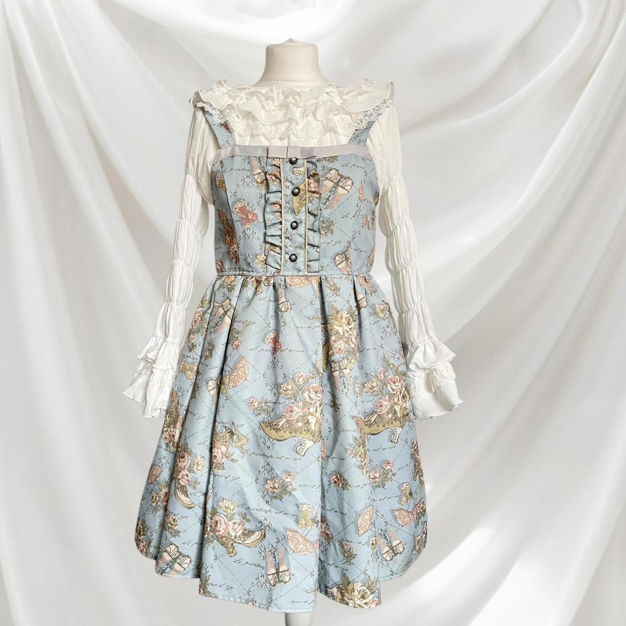 item listed by sweetsakura0