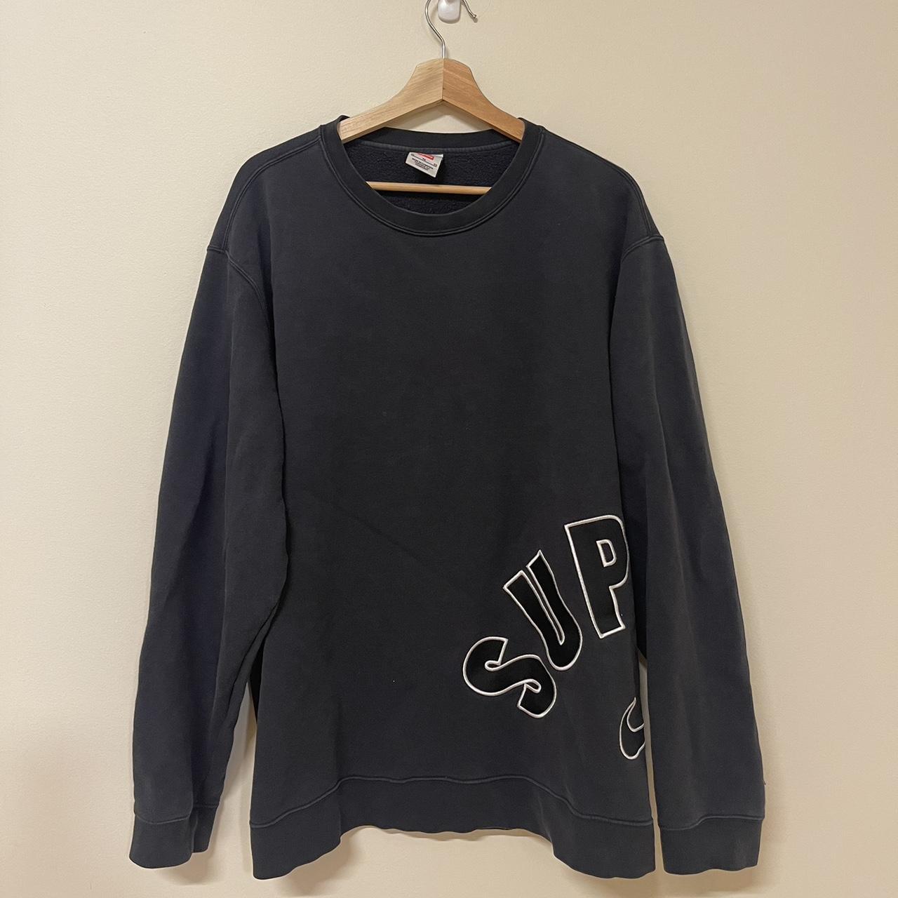 Supreme x nike crewneck hotsell sweatshirt black