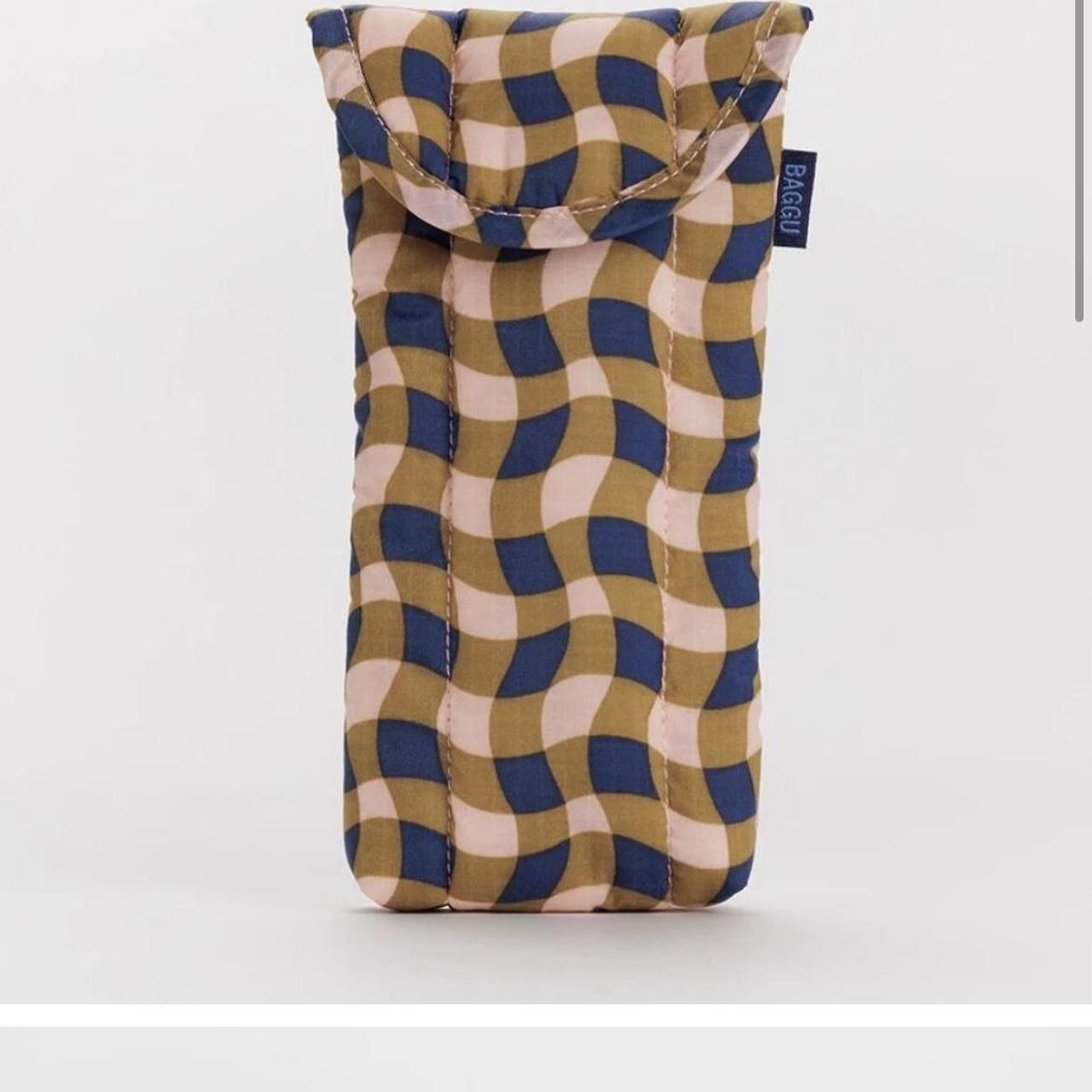 Baggu sun glasses case puffy , new with tags Wavy... Depop