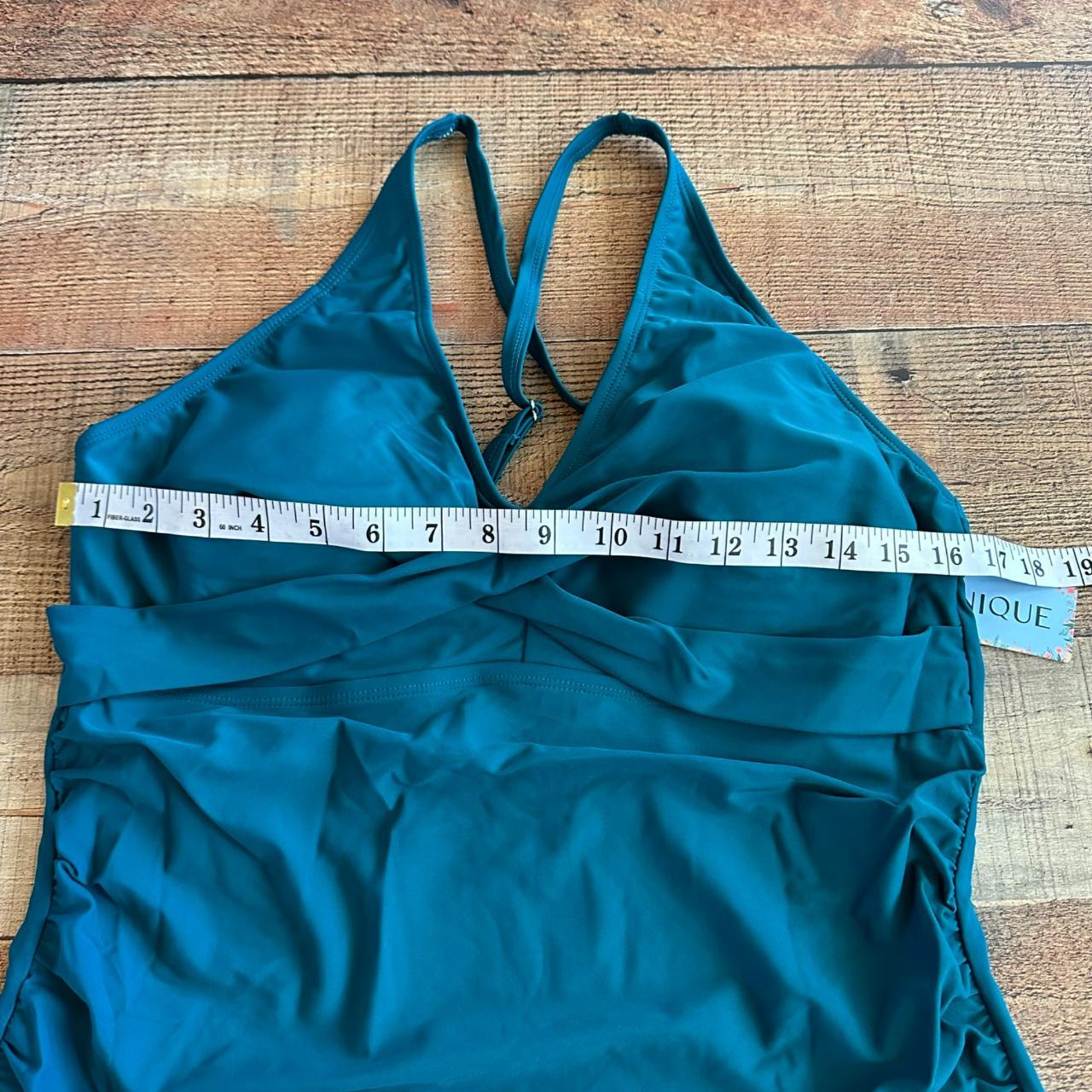 Yonique Tankini top and bikini bottom in Blue -XXL - Depop