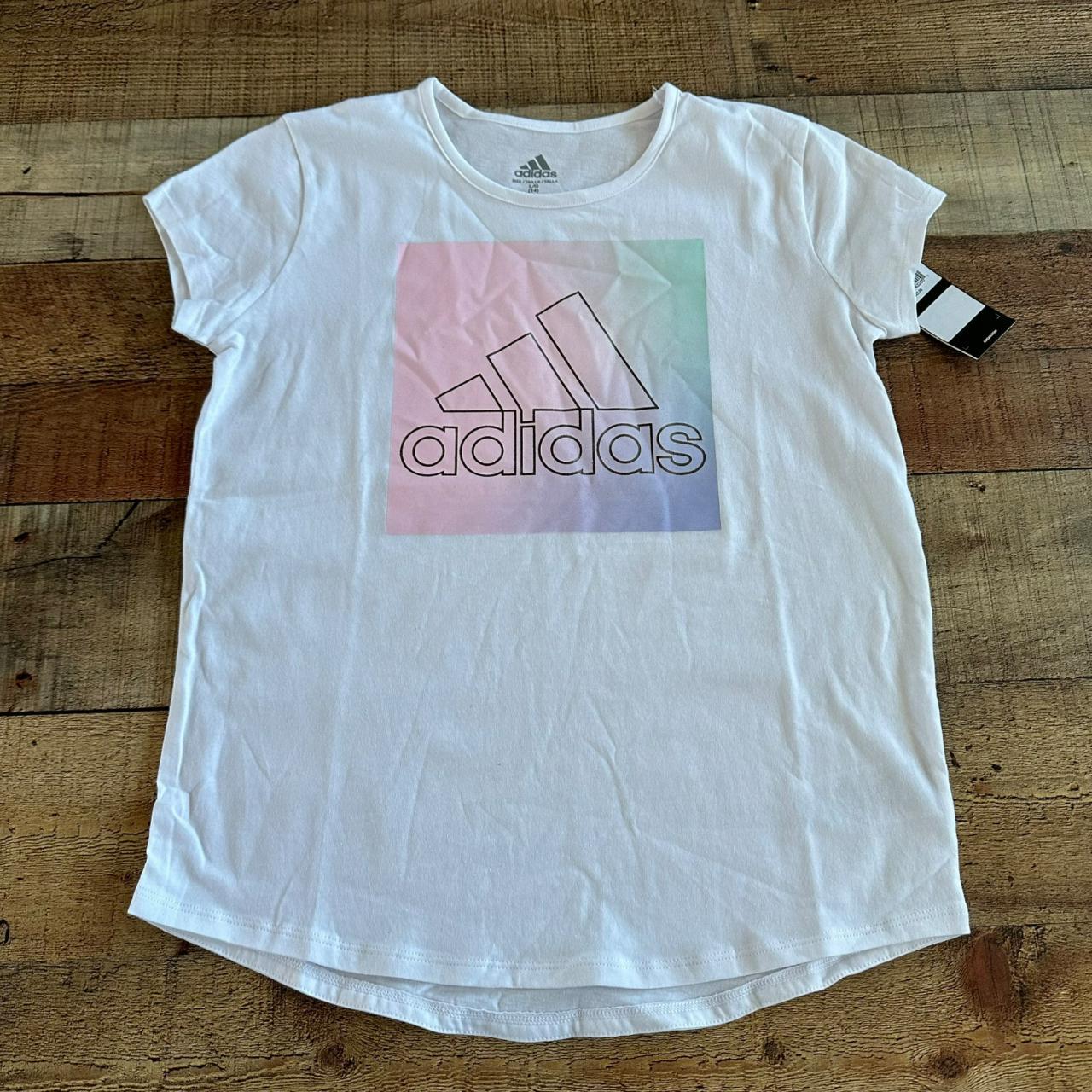 Adidas girls short sleeve graphic tee tshirt in... Depop