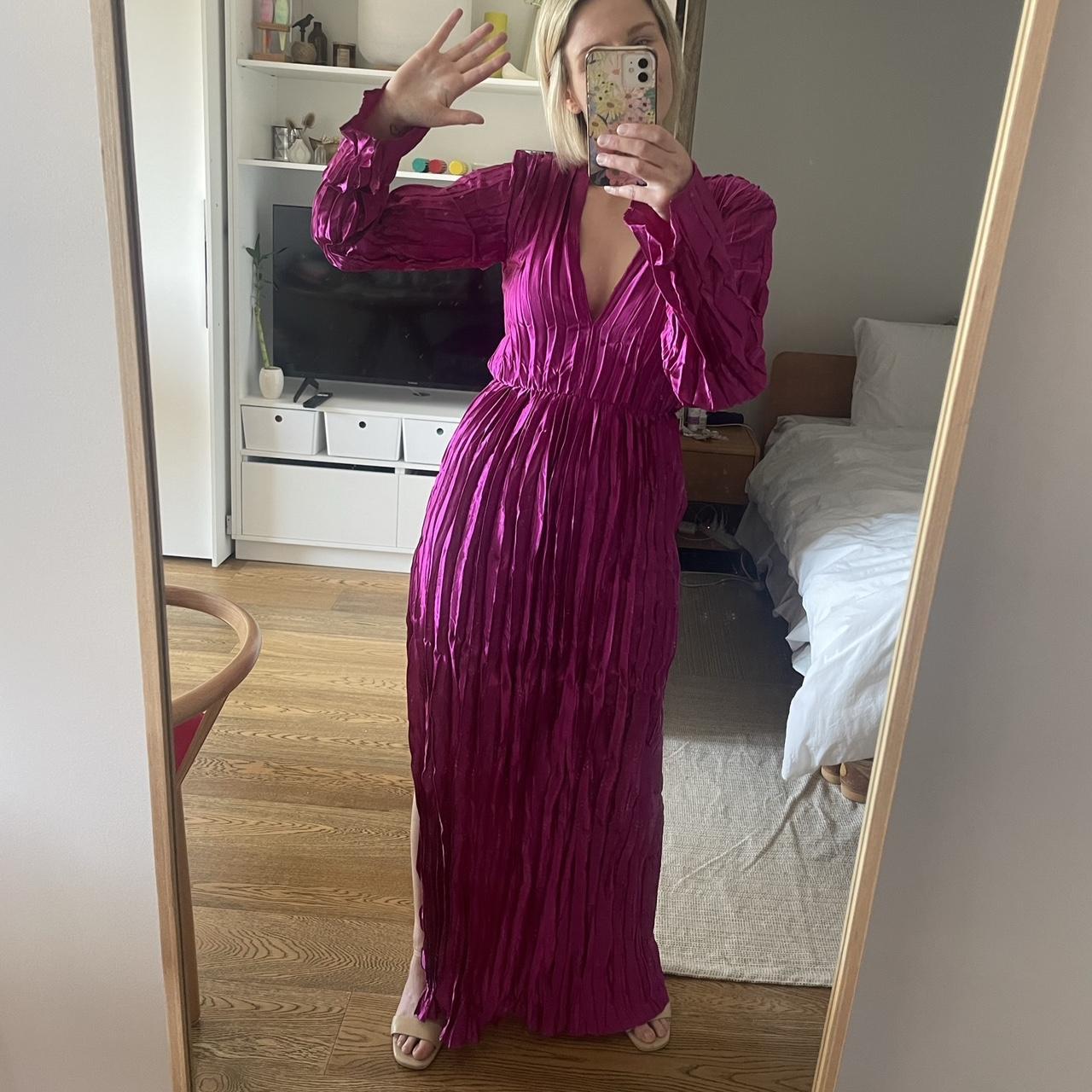 L'idée Costes Maxi in Magenta size Crushed Depop